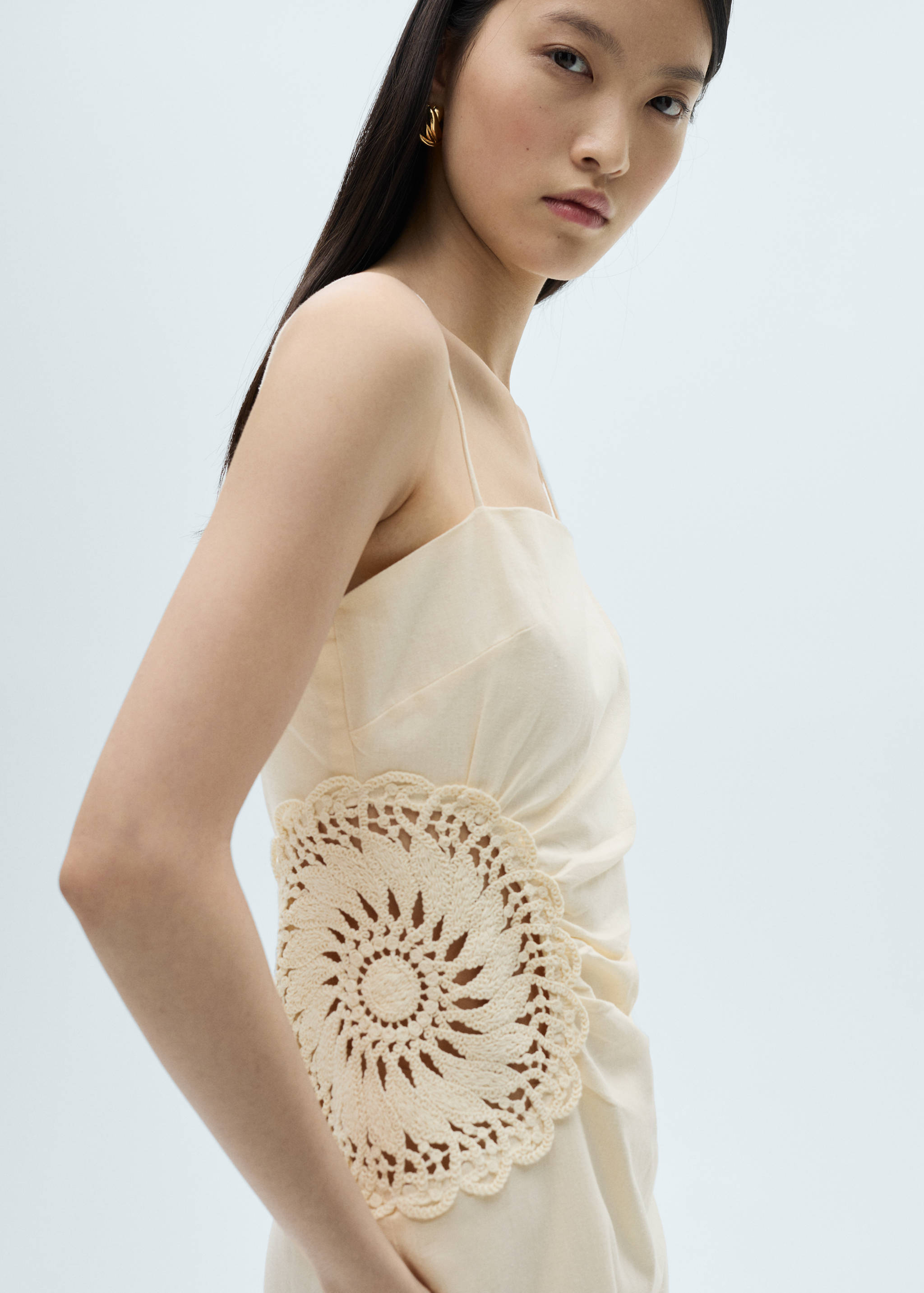 Linen blend dress with openwork flowers - Details of the article 1