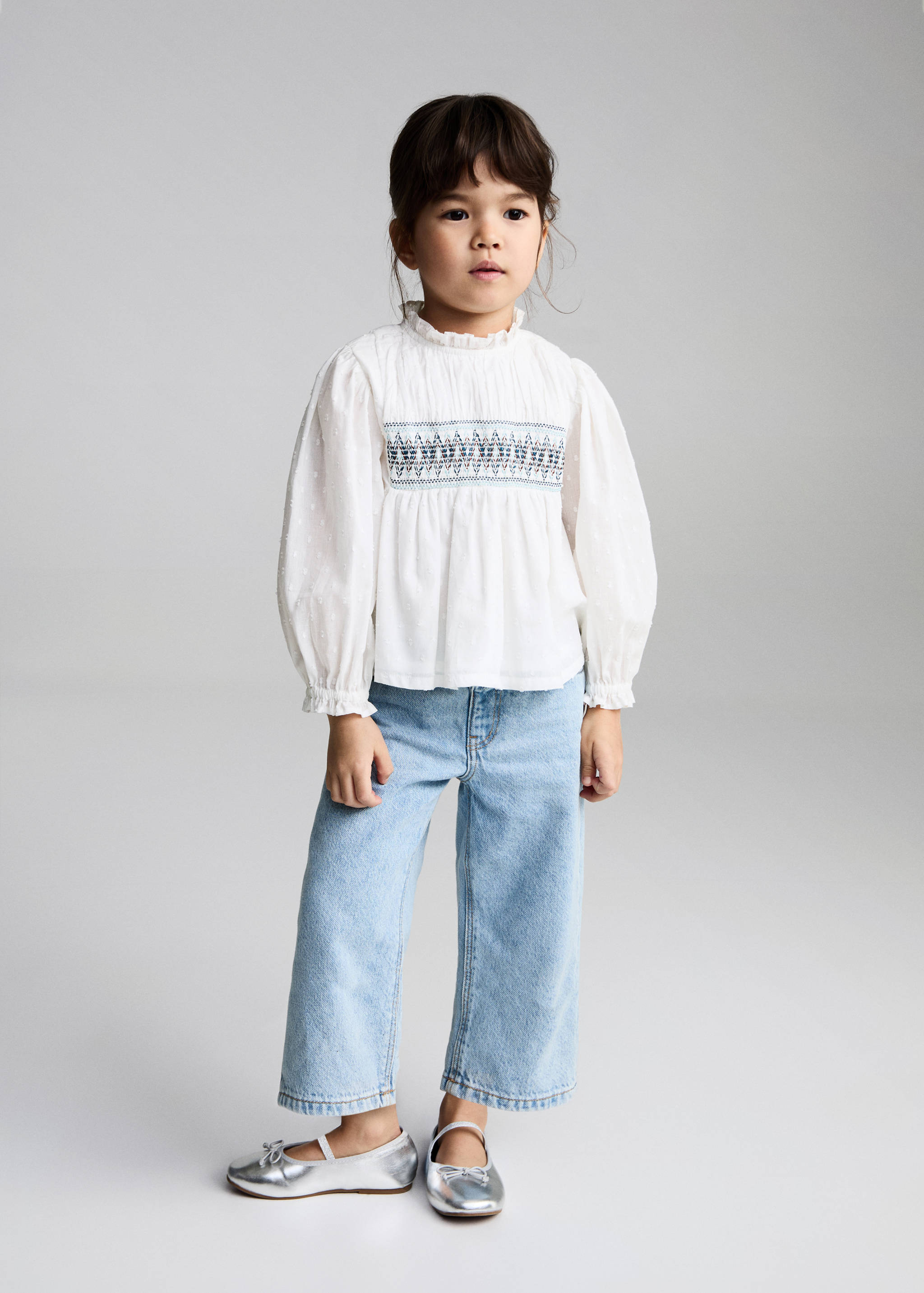 Baumwollbluse mit Stickereien - Allgemeine Ansicht