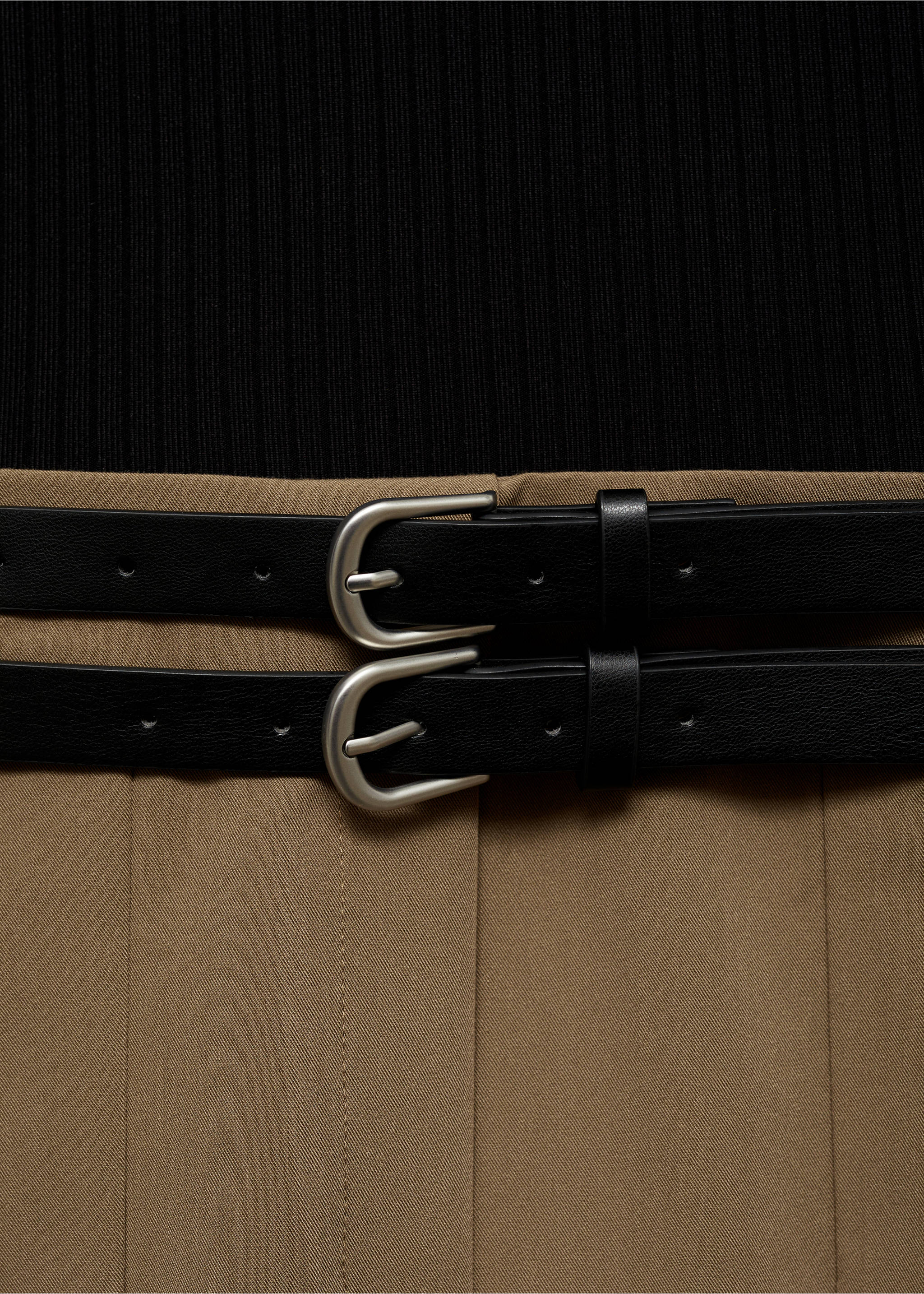 Dress with pleats and belt - Details of the article 8, Beige. Ref: 87060639-00.