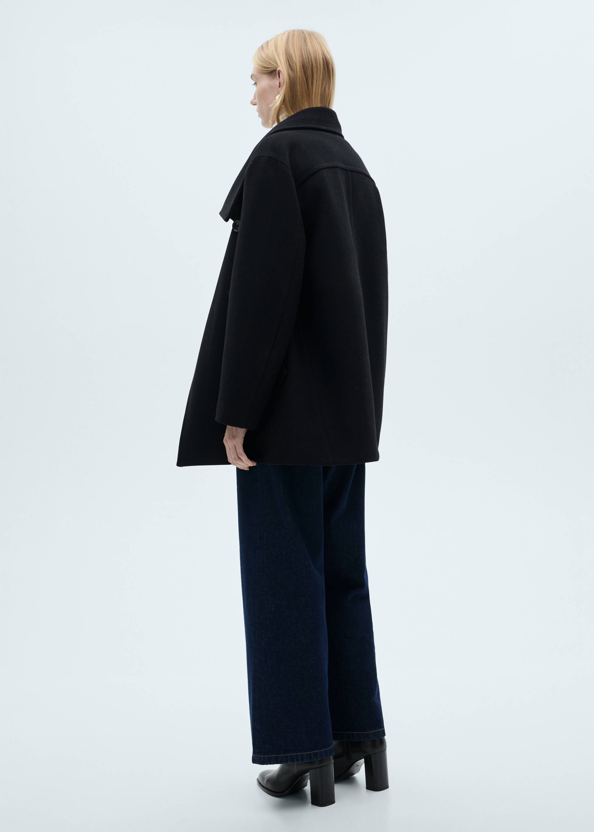 Midi wool coat with wraparound collar - Reverse of the article