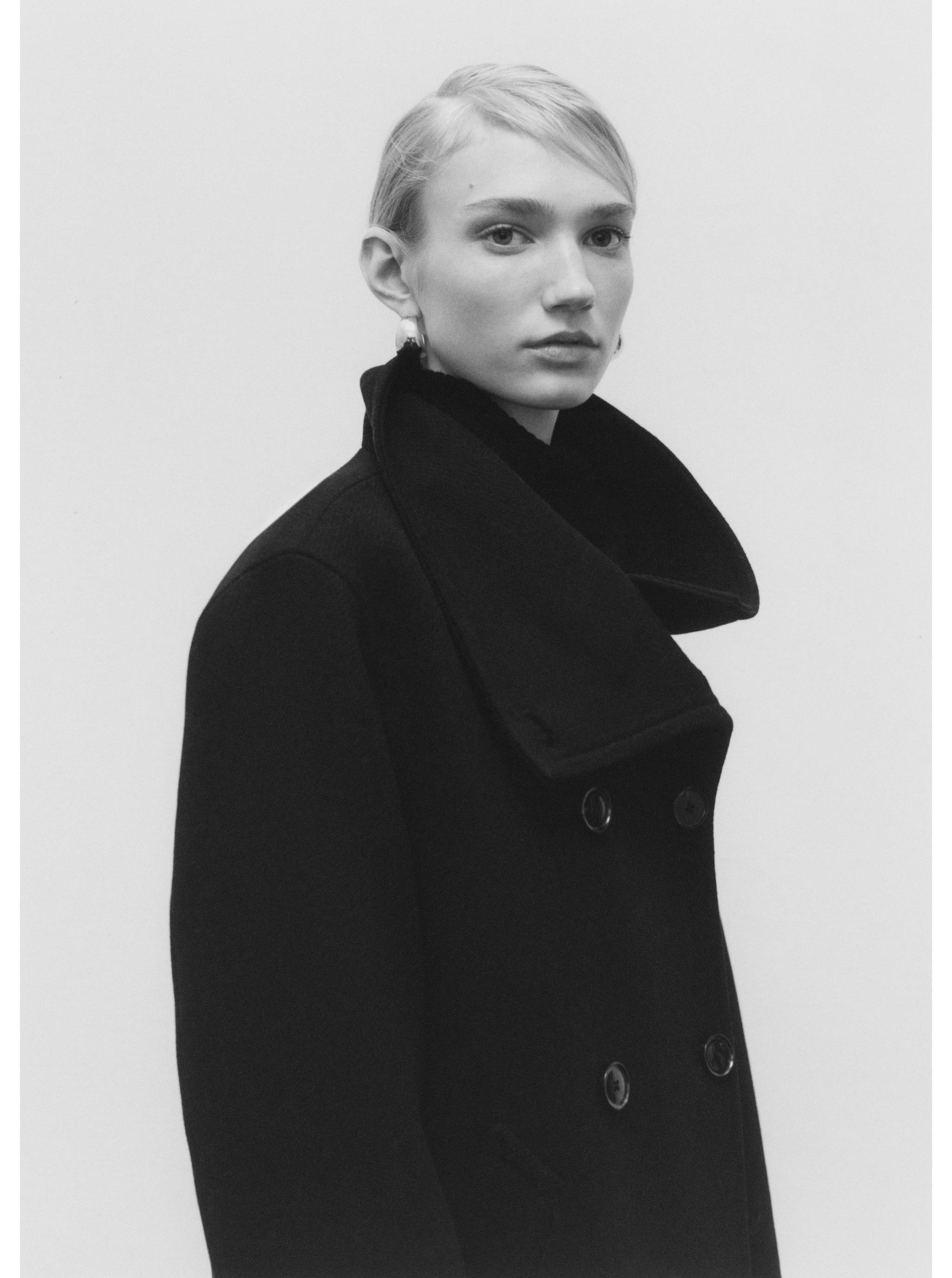 Midi wool coat with wraparound collar - Details of the article 6
