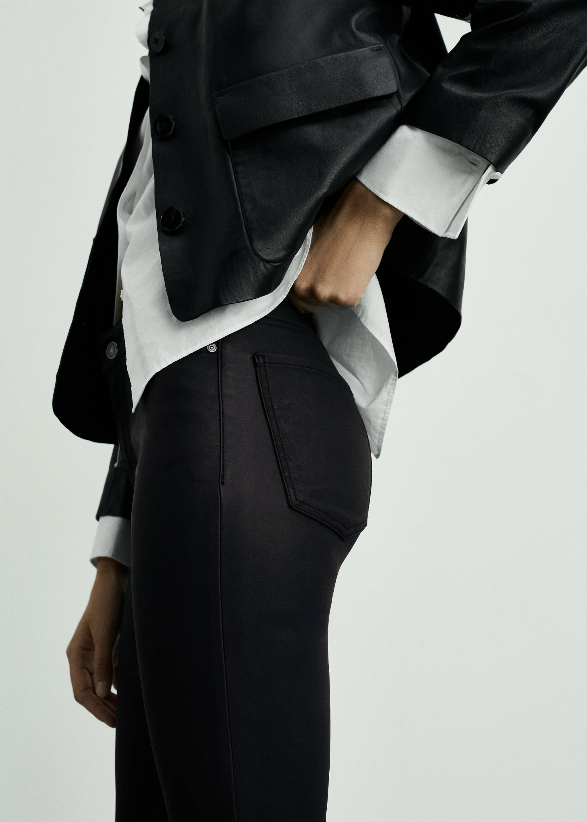 Sienna waxed flared cropped jeans - Details of the article 6, Black. Ref: 87060643-00.