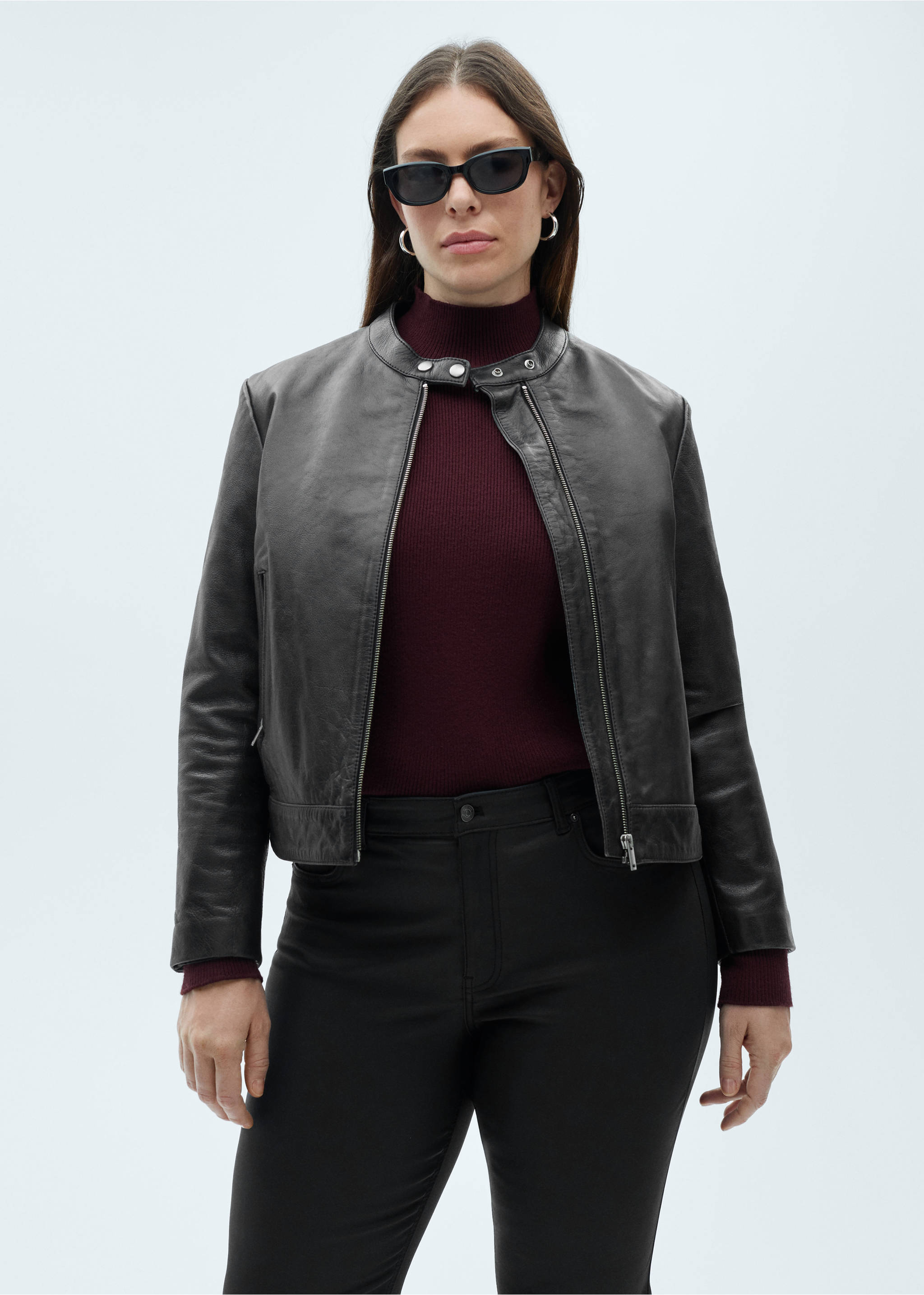 Sienna waxed flared cropped jeans - Details of the article 5, Black. Ref: 87060643-00.