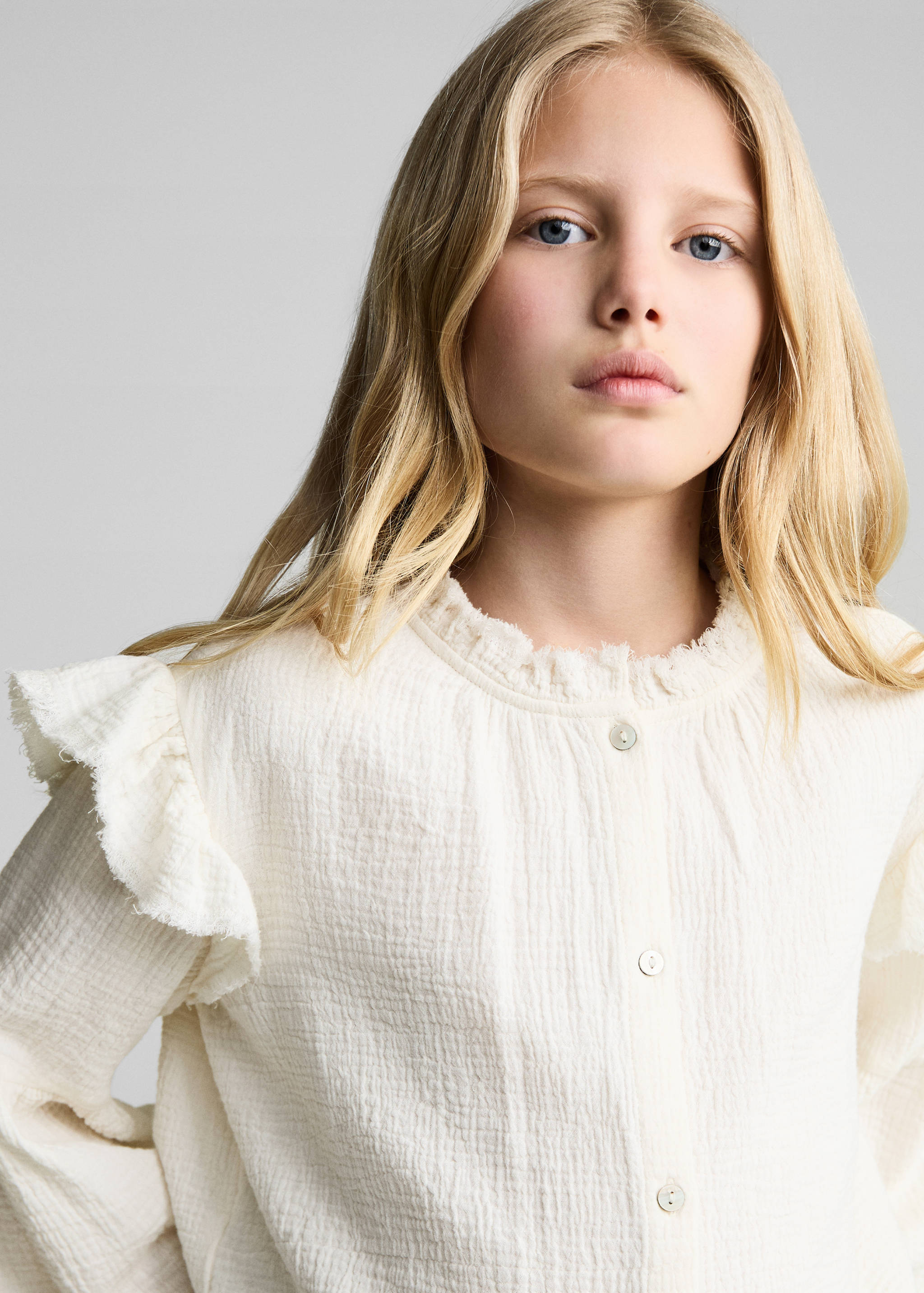 Romantic cheesecloth blouse - Details of the article 1