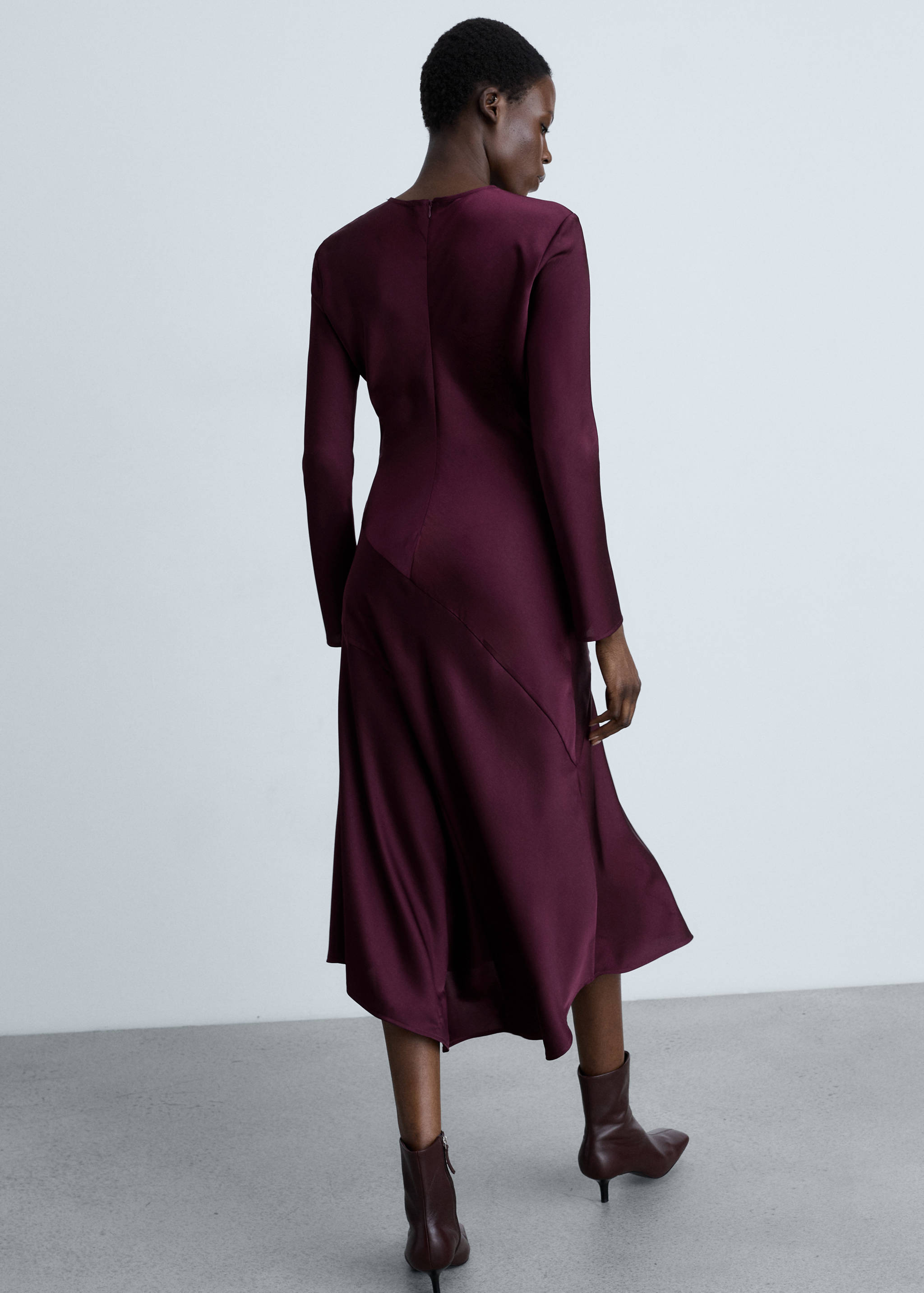 Vestit setinat detall costures - Revers de l'article