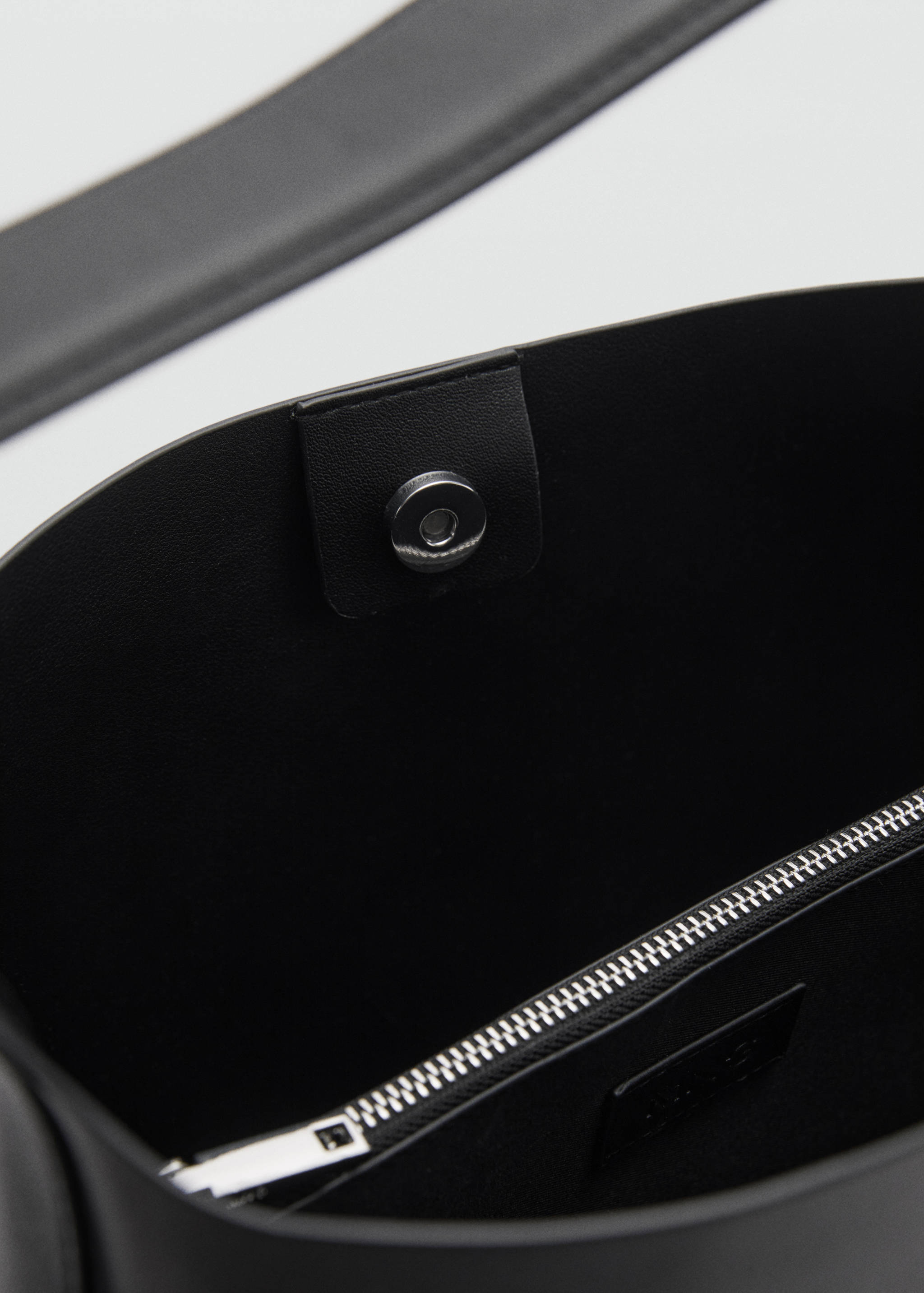 Torba shopper ze sprzączką - Szczegóły artykułu 2