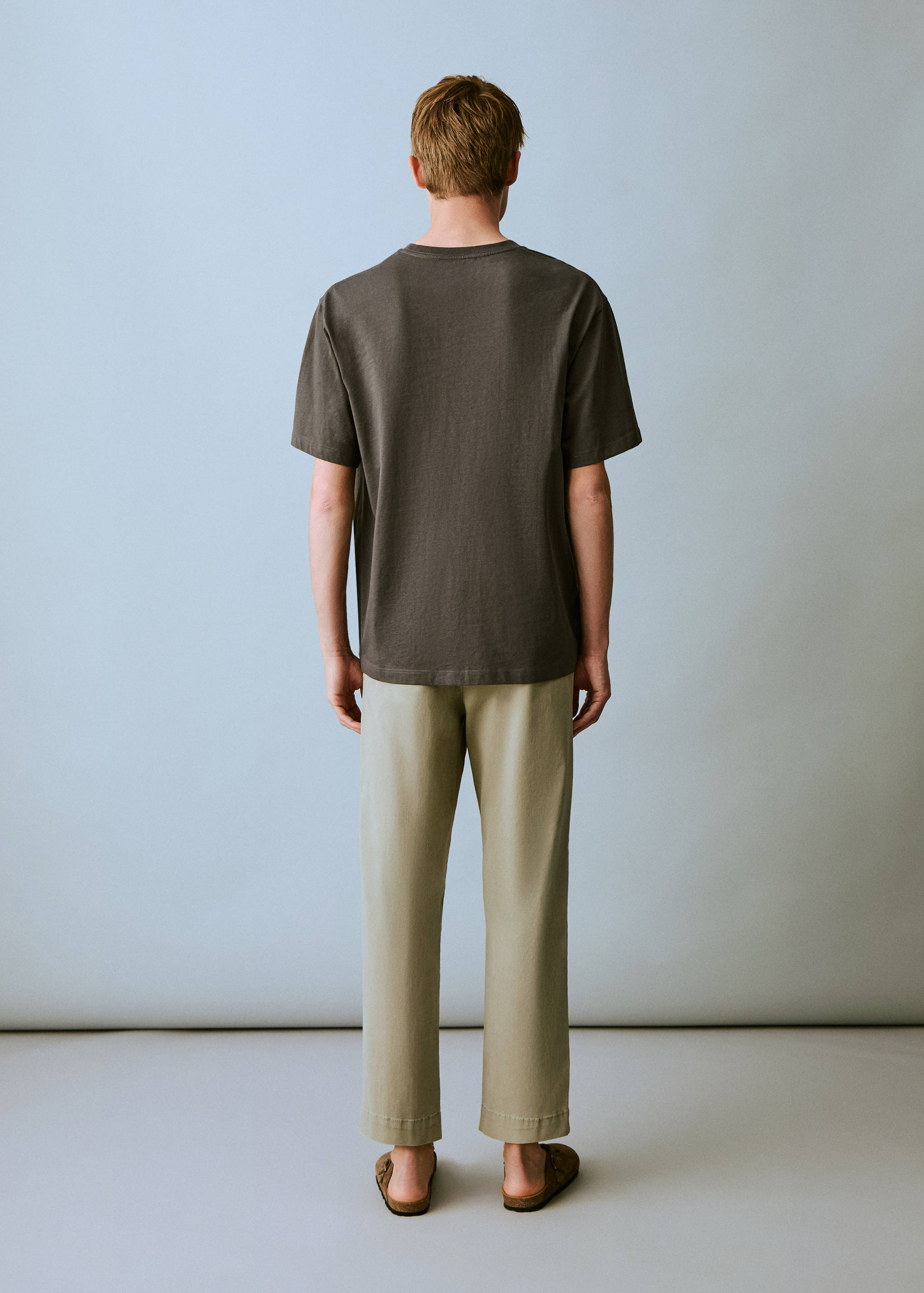Straight-fit chino trousers - Reverse of the article