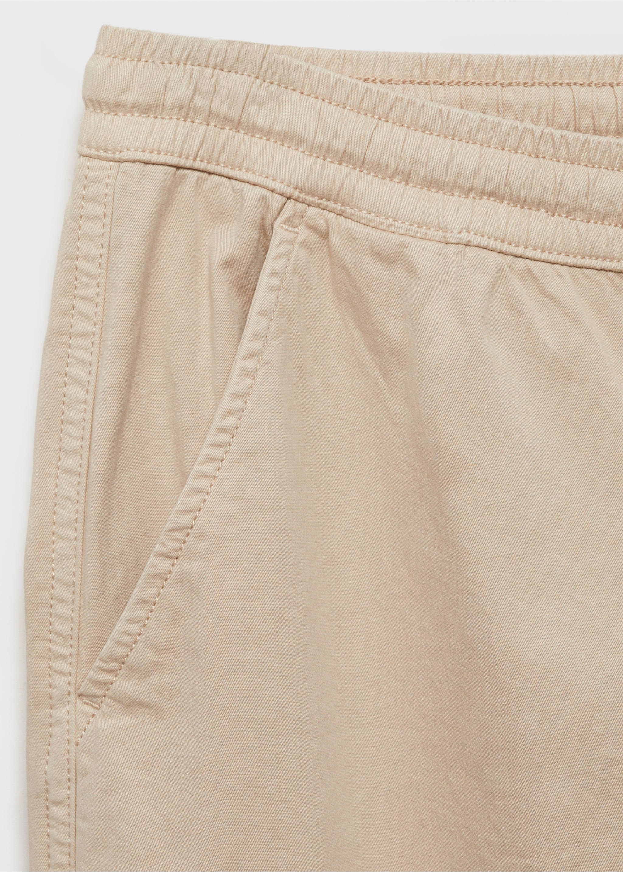 Jogger Pants aus Baumwolle mit Taschen - Detail des Artikels 0, Eisgrau. Ref: 87061055-00.