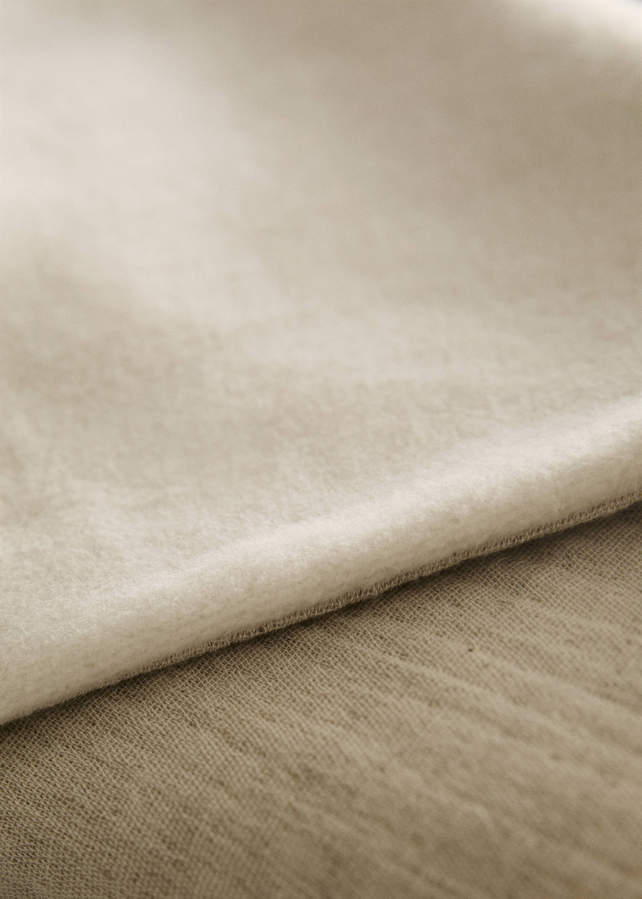 Soft reversible children's blanket - Details of the article 7