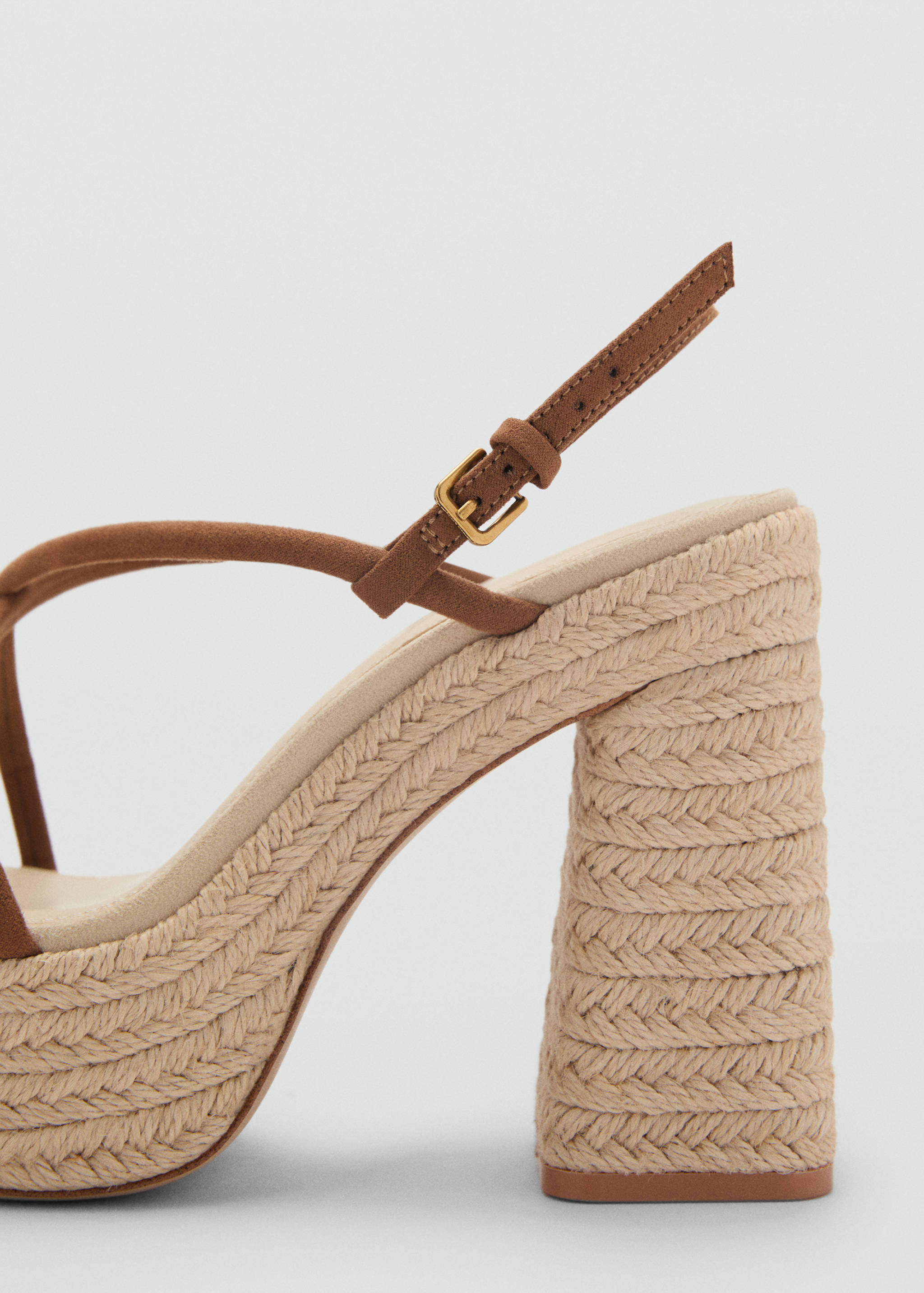Strappy heeled sandals - Details of the article 1