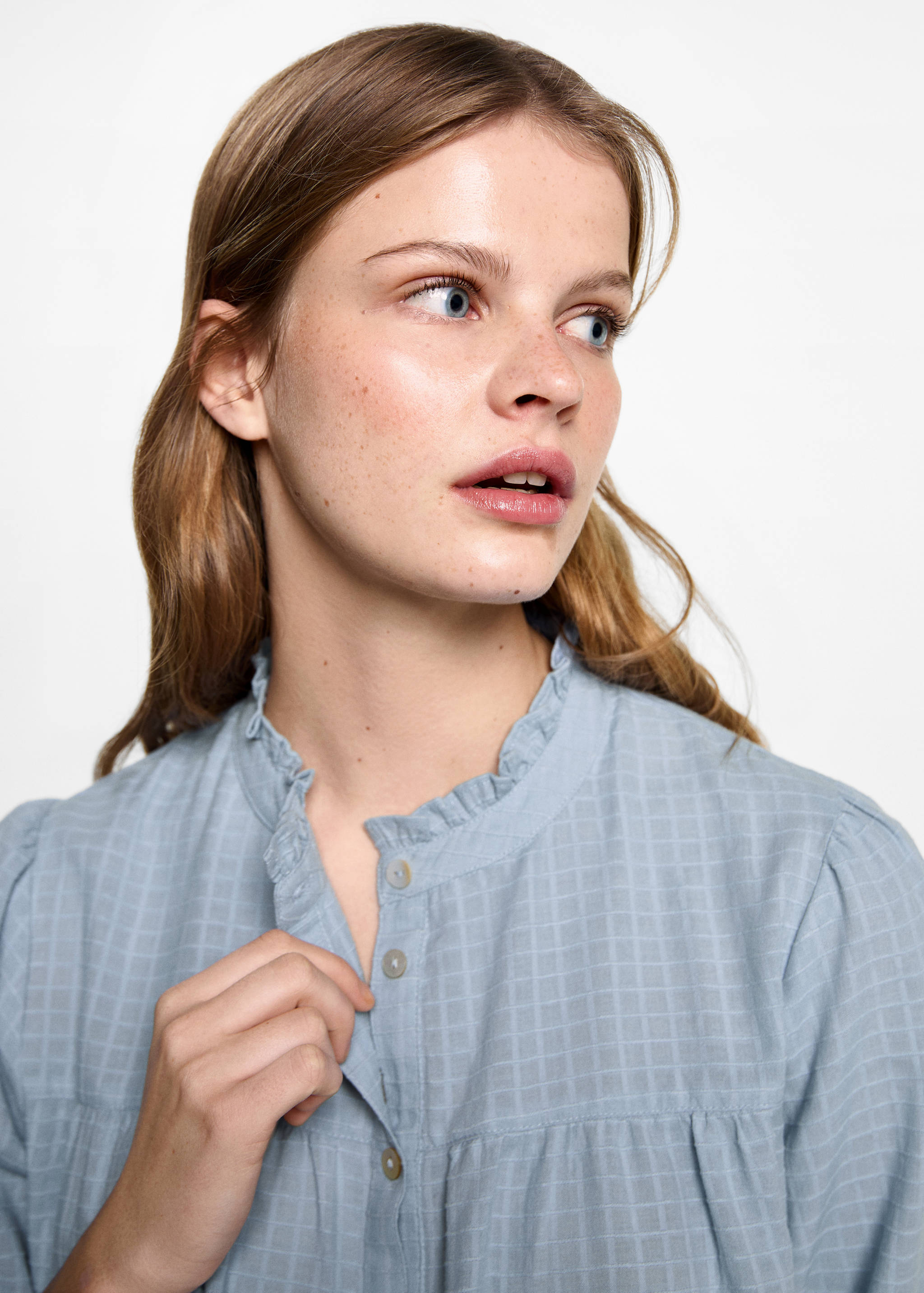 Textured check blouse - Details of the article 1