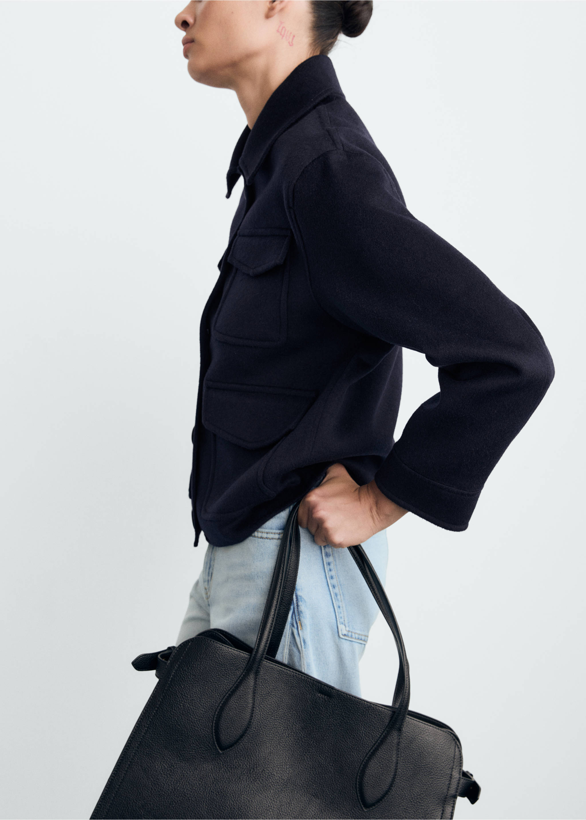 Navy blue structured jacket with flap pockets and classic collar., Dark Navy. Ref: 87062539-00.