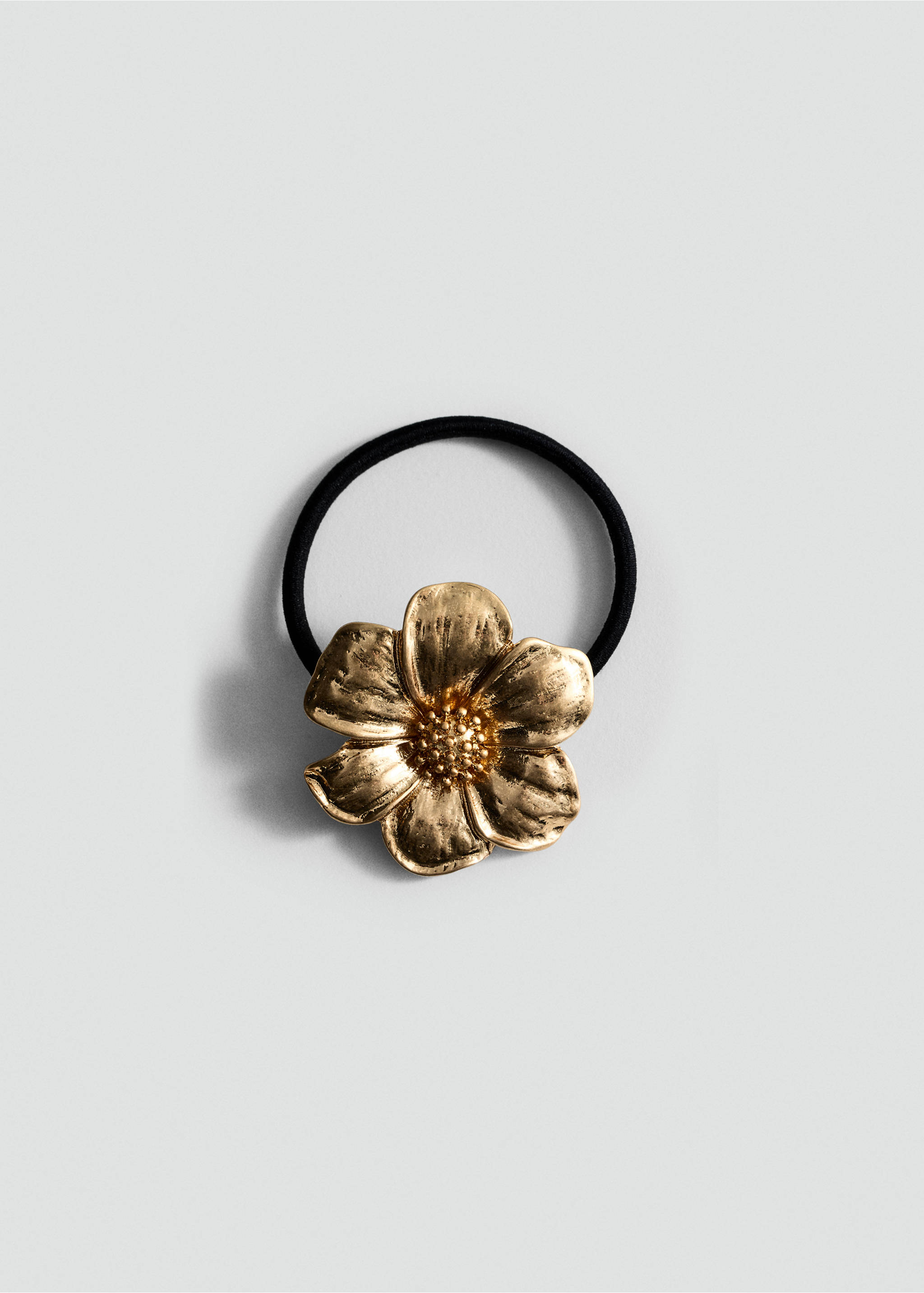 Haargummi mit Metallic-Blume - Artikel ohne Model, Gold. Ref: 87062543-00.