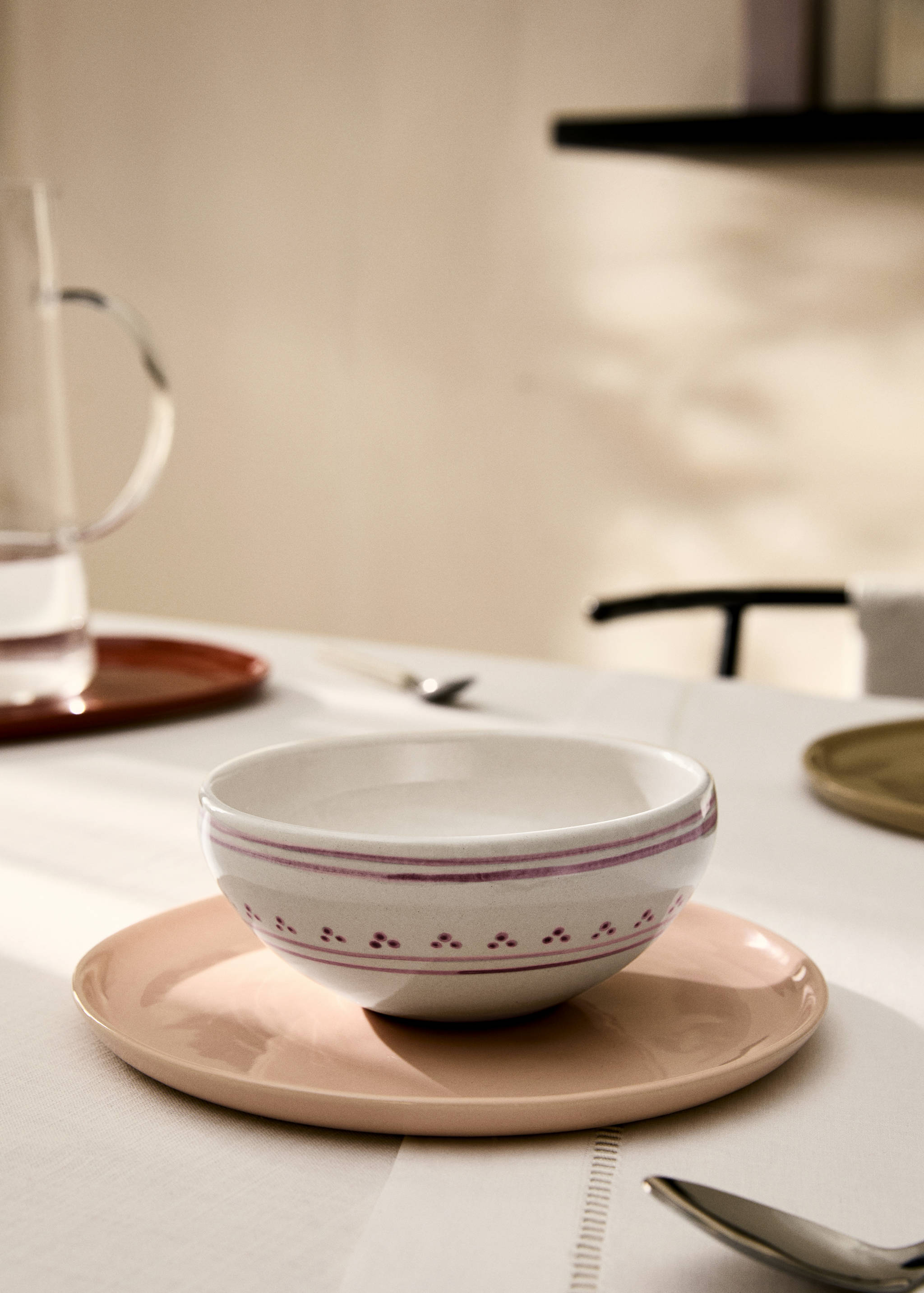 Bol terracota pintat a mà - Pla general