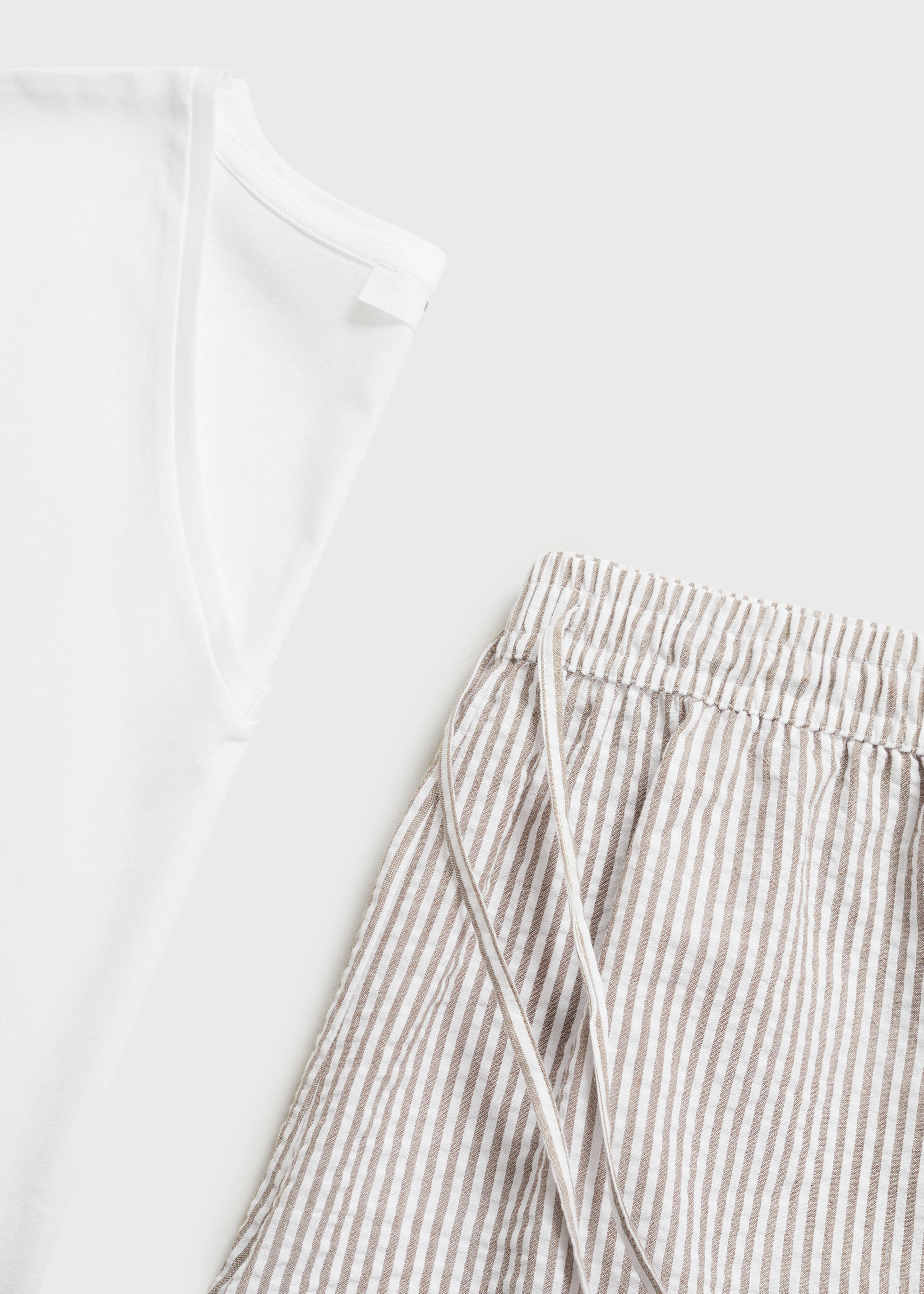 Two-piece striped seersucker pyjama shorts - Details of the article 8