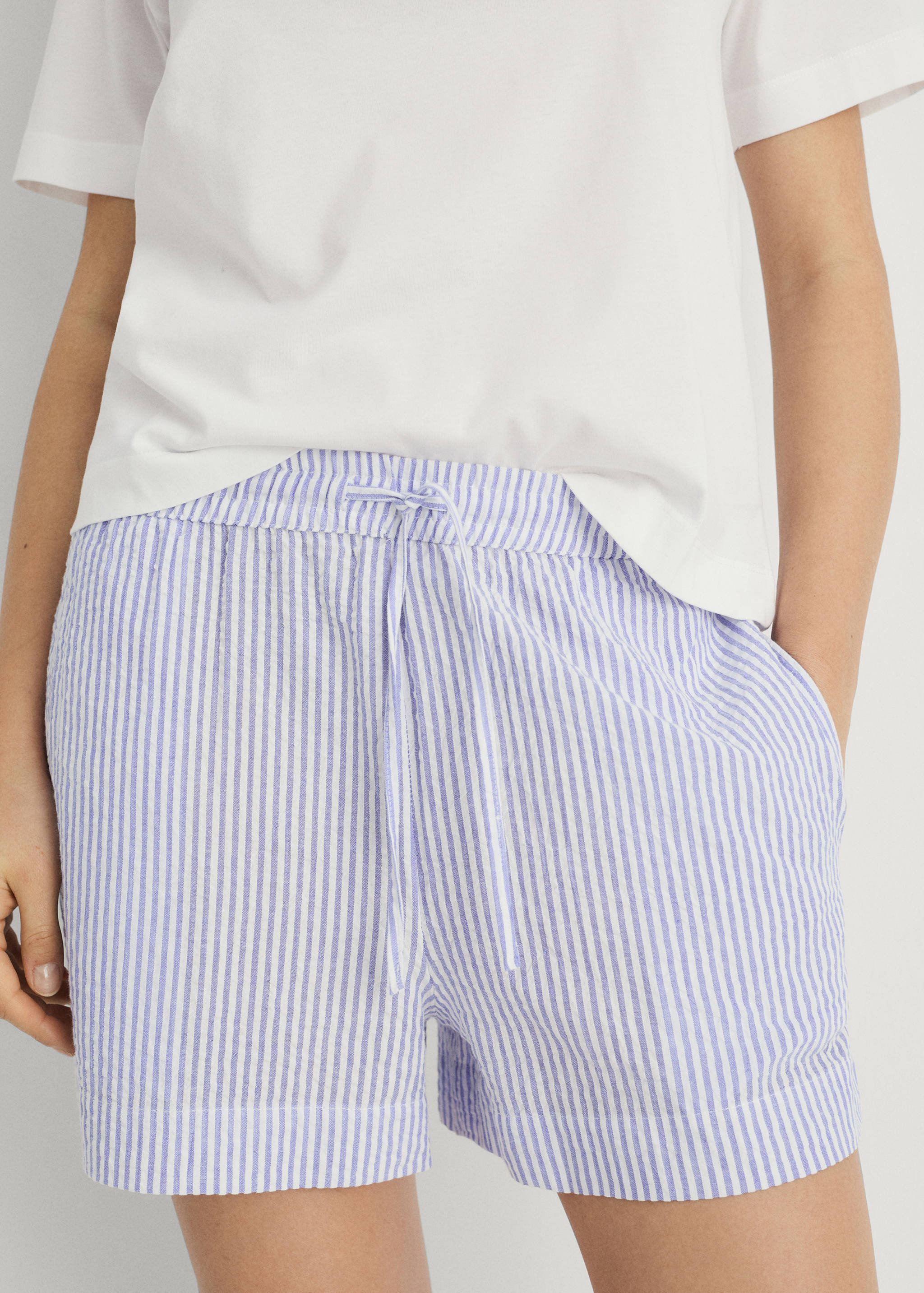 Two-piece striped seersucker pyjama shorts - Details of the article 6