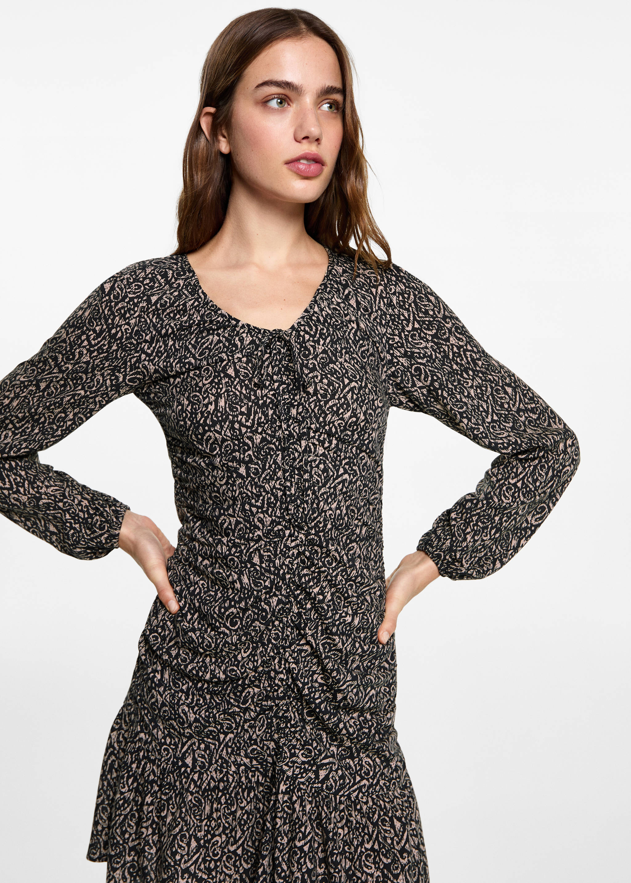 Vestit frunzit estampat - Pla mig