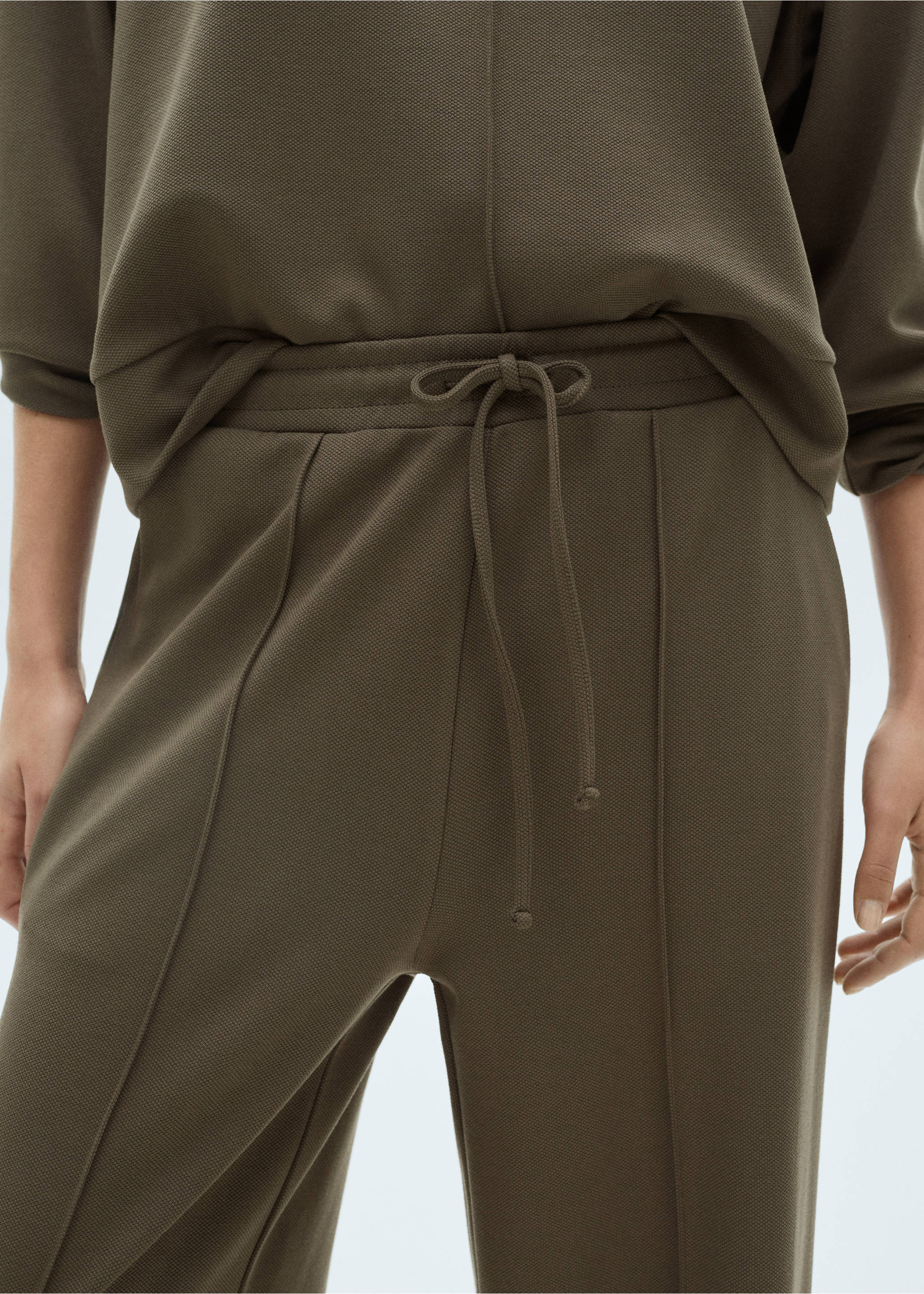 Wide leg jogger trousers - Details of the article 3, Khaki. Ref: 87063280-00.
