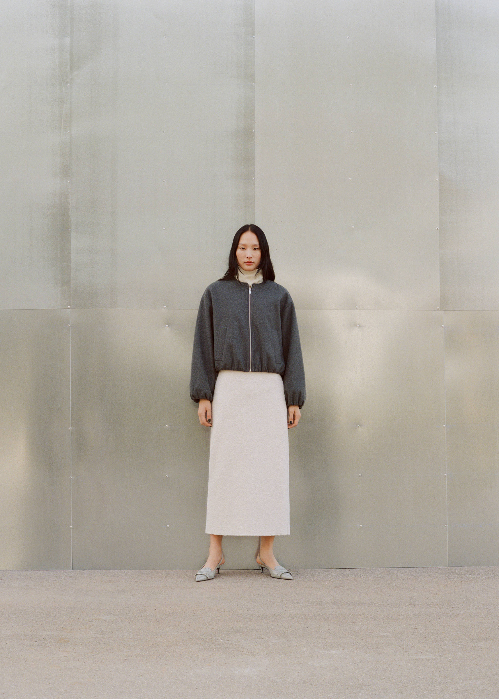 Gathered bomber jacket - Details of the article 3, Grey. Ref: 87063290-00.