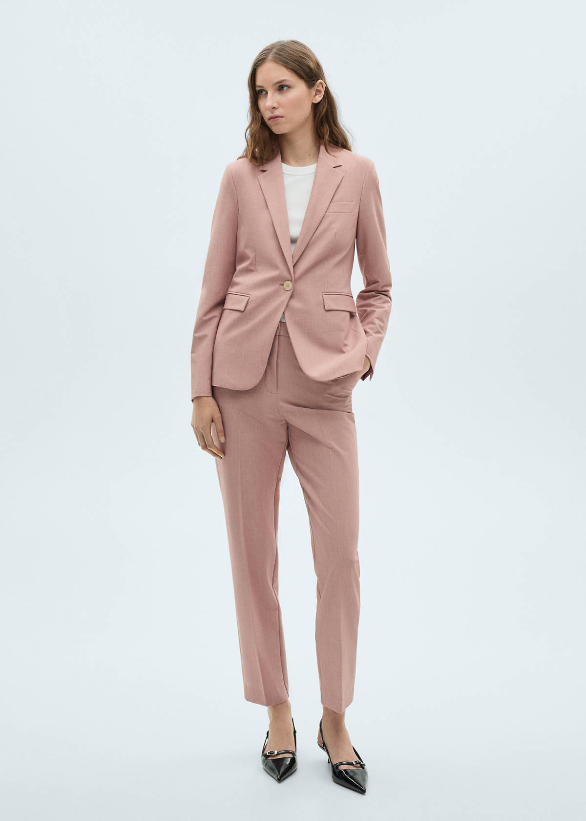 Fitted suit blazer