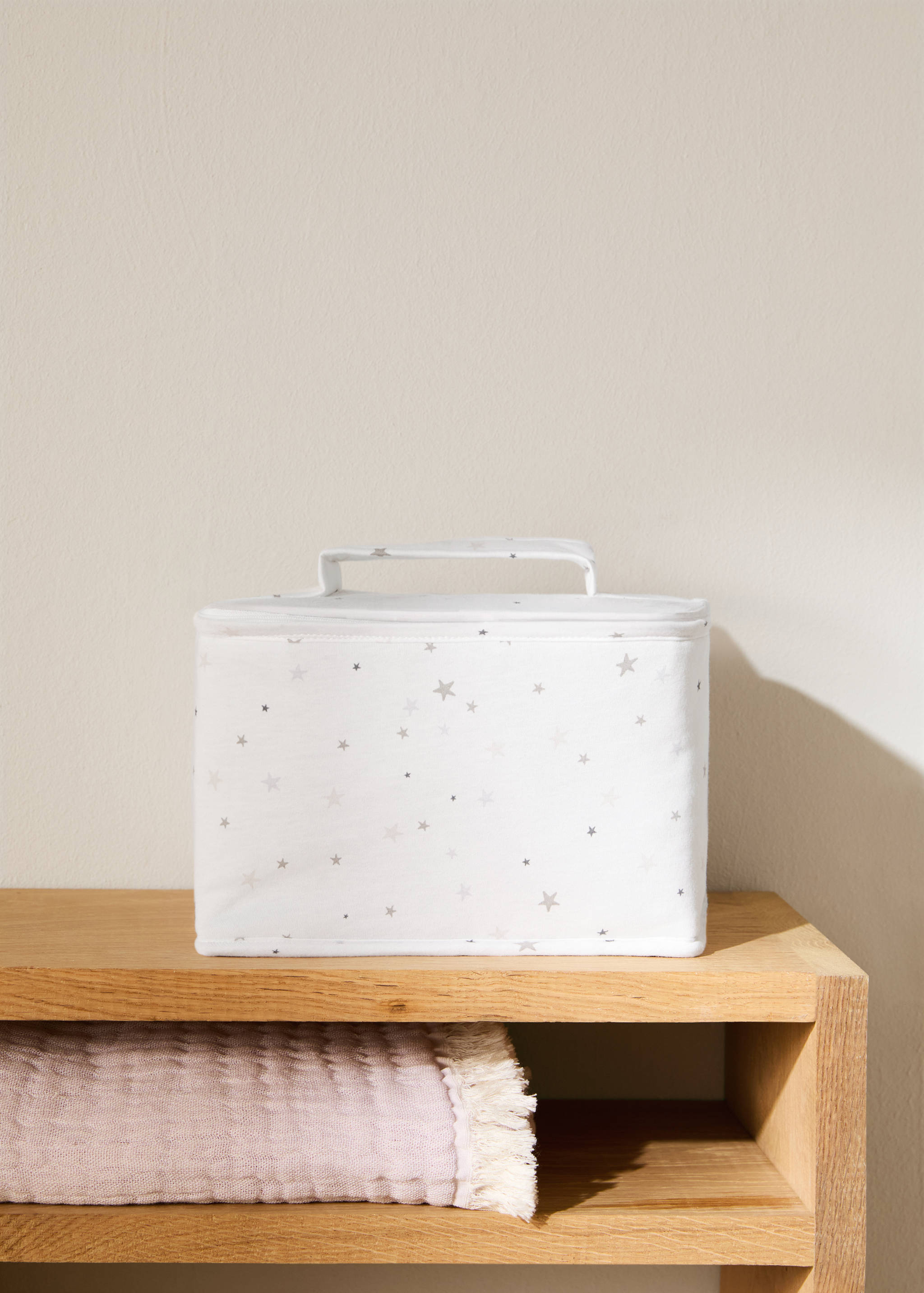 Children’s toiletry bag with star print - General plane