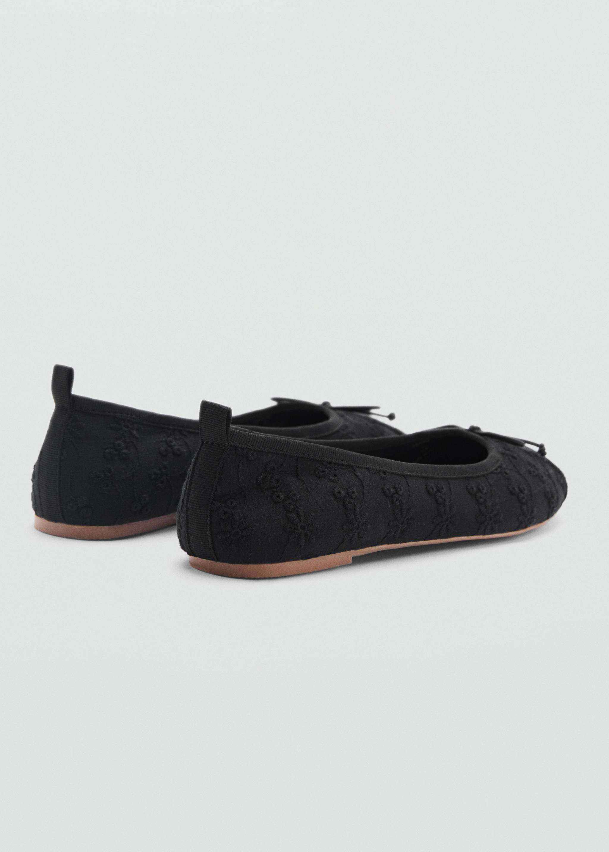 Bestickte Ballerinas mit Schleife - Detail des Artikels 1