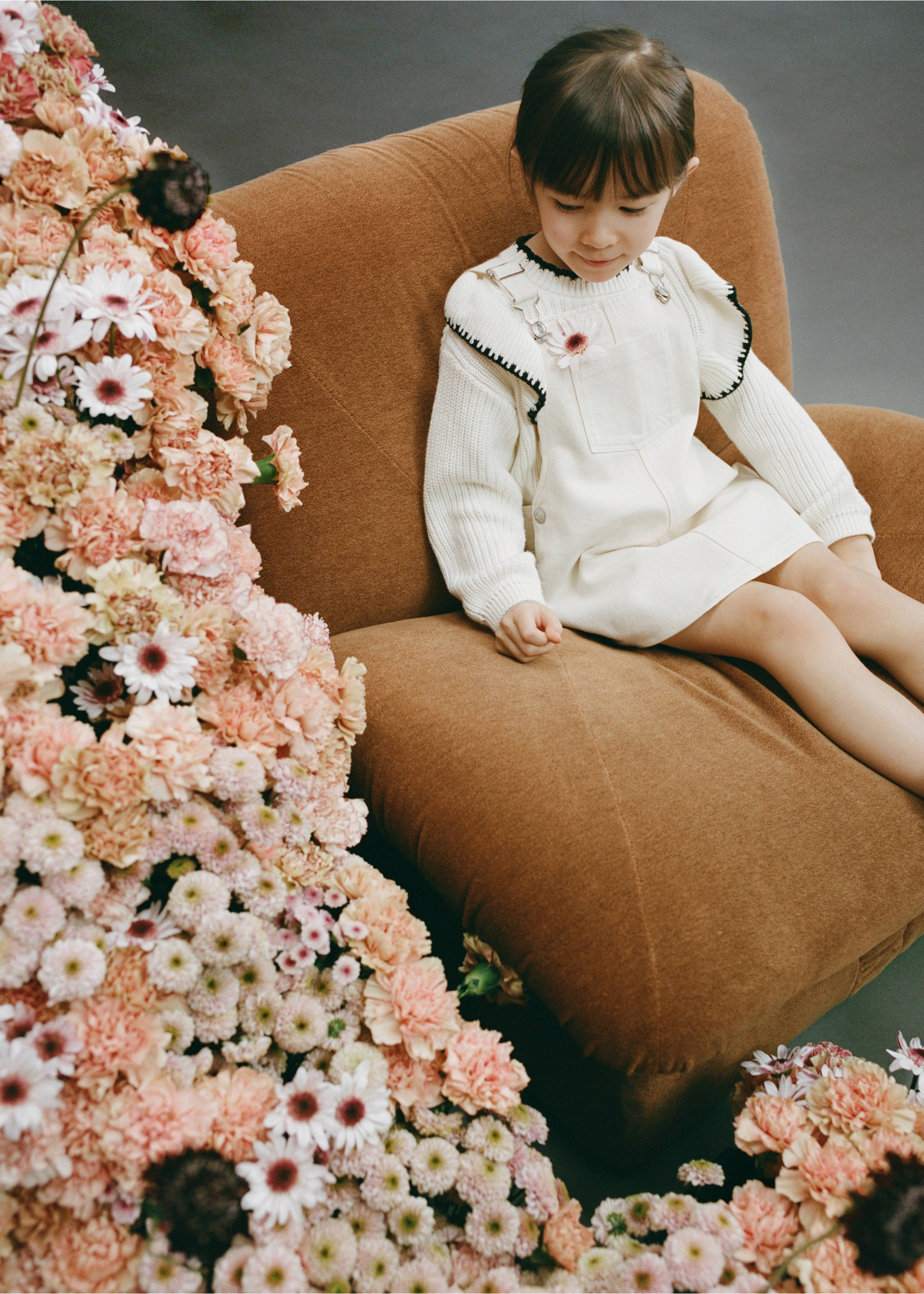 Robe chasuble courte en jean - Plan général, Écru. Ref: 87063642-00.