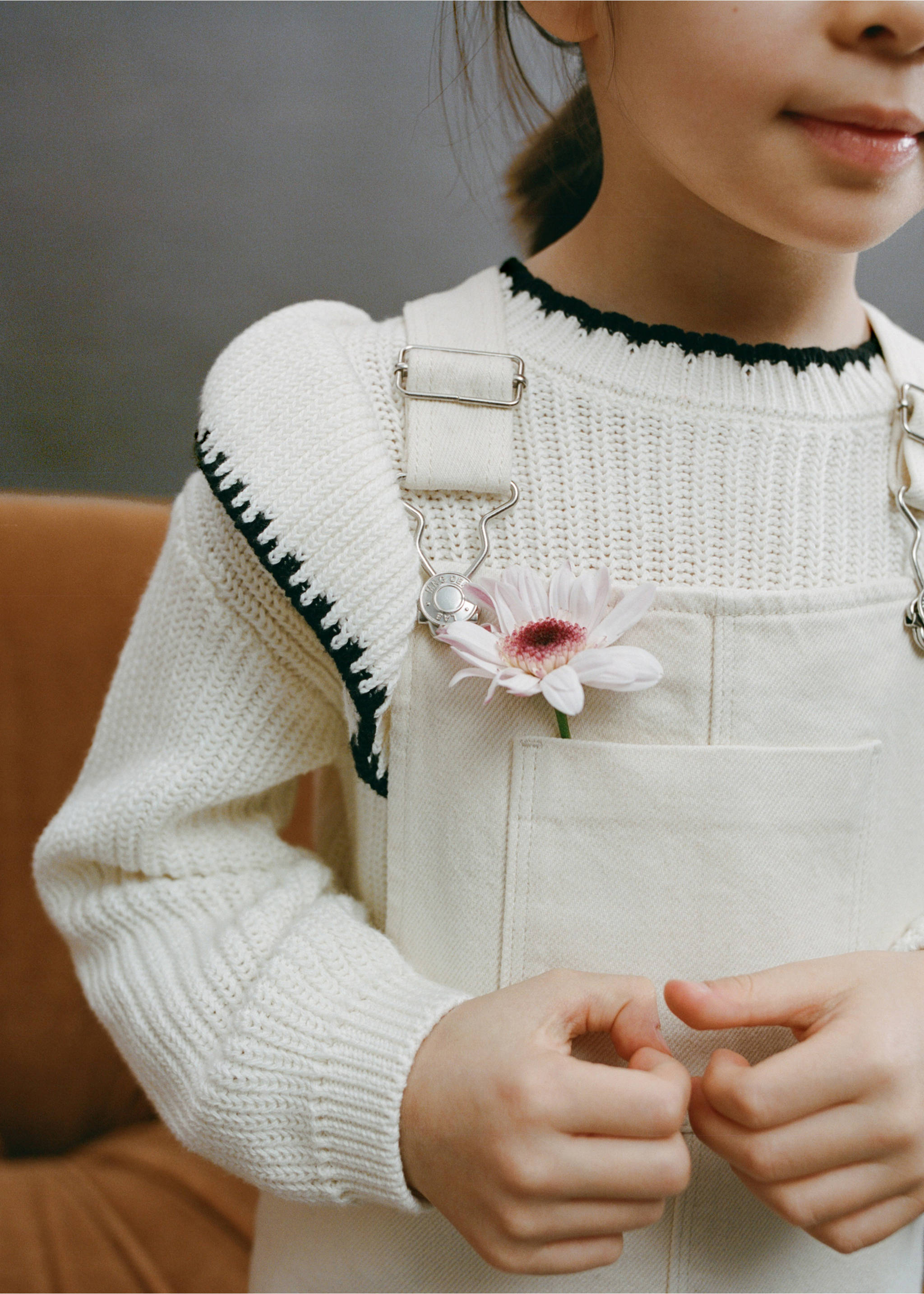 Robe chasuble courte en jean - Détail de l'article 5, Écru. Ref: 87063642-00.