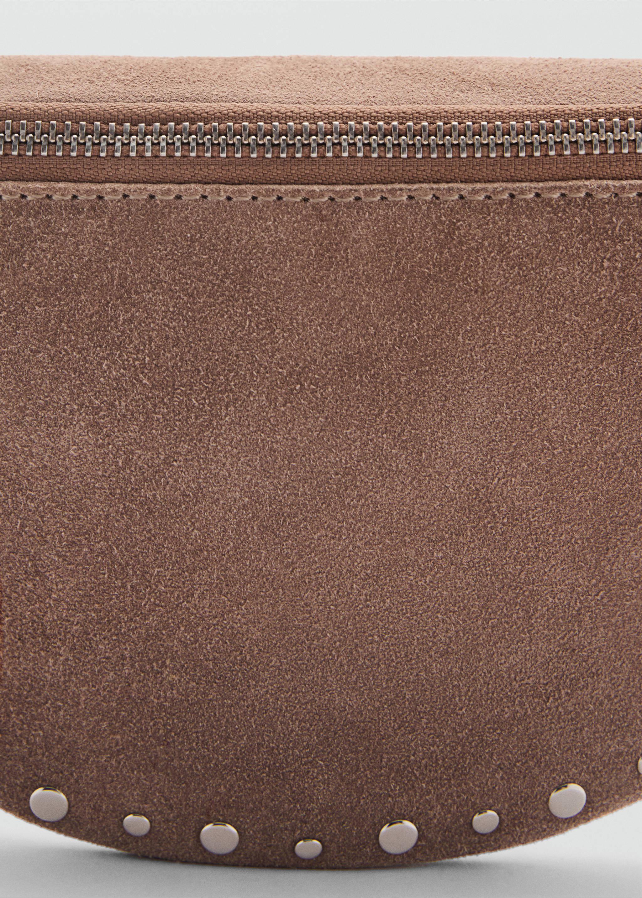 Stud leather bag - Details of the article 1, Sand. Ref: 87063645-00.