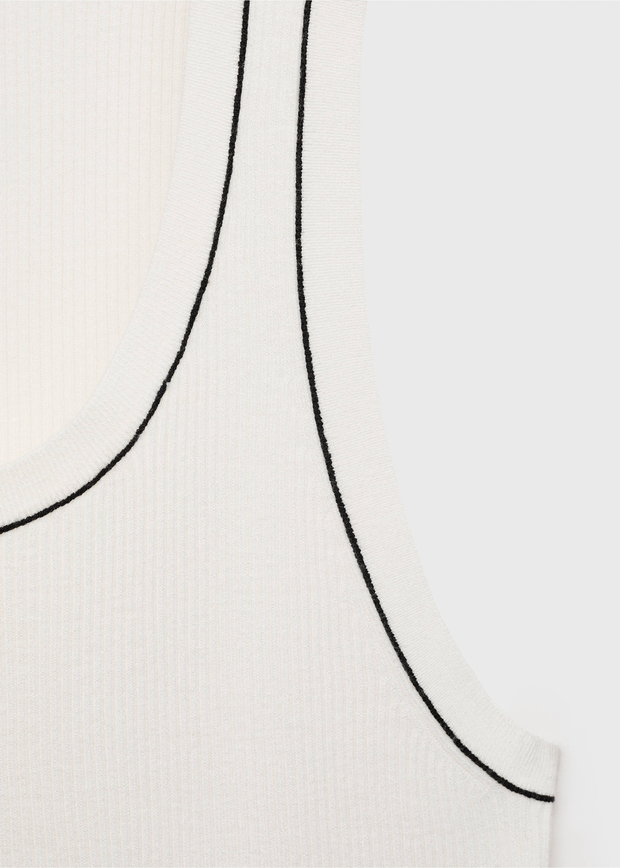 Ribbed top with contrasting trim - Details of the article 8, Ecru. Ref: 87064074-00.