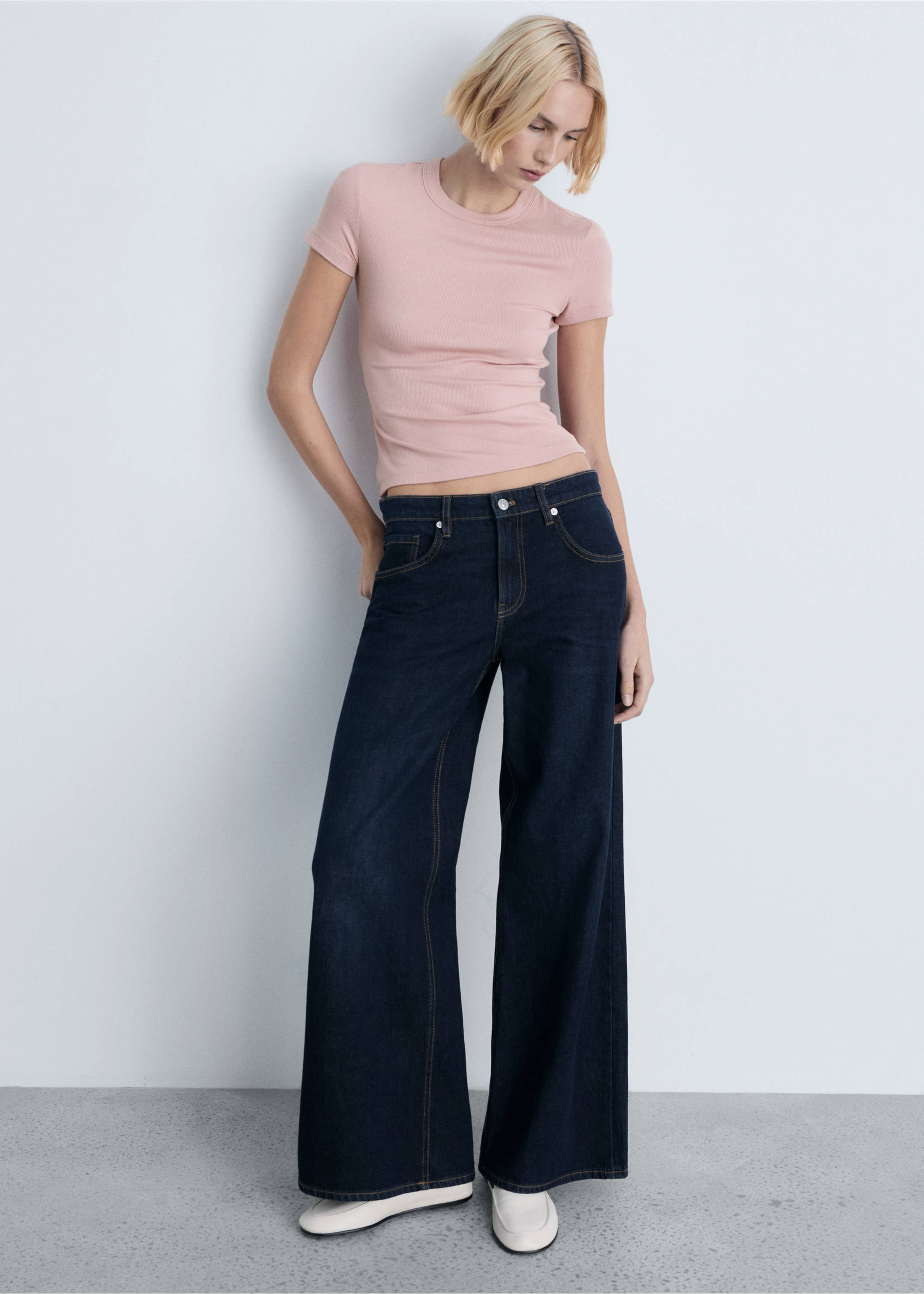 Short-sleeved fitted t-shirt - General plane, Pastel Pink. Ref: 87064078-00.