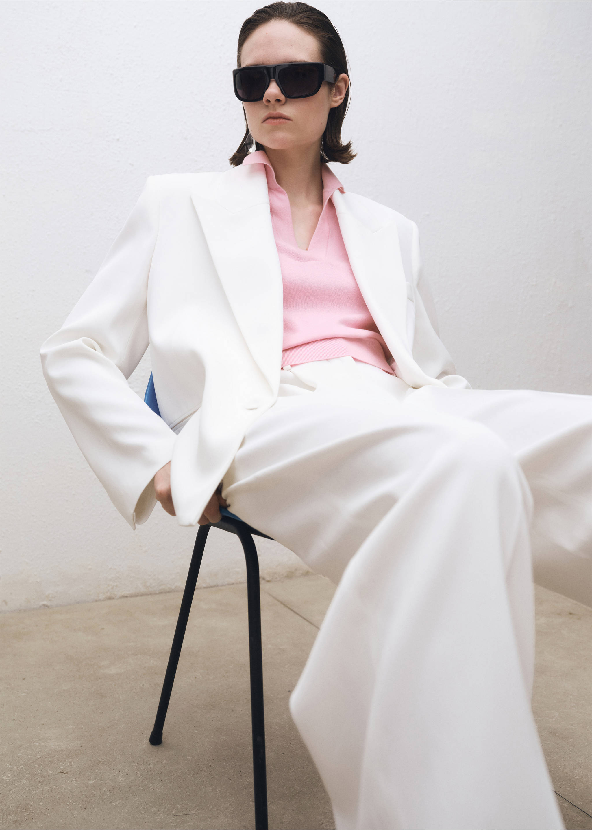 Wool-blend polo-neck sweater - Details of the article 2, Pink. Ref: 87064088-00.