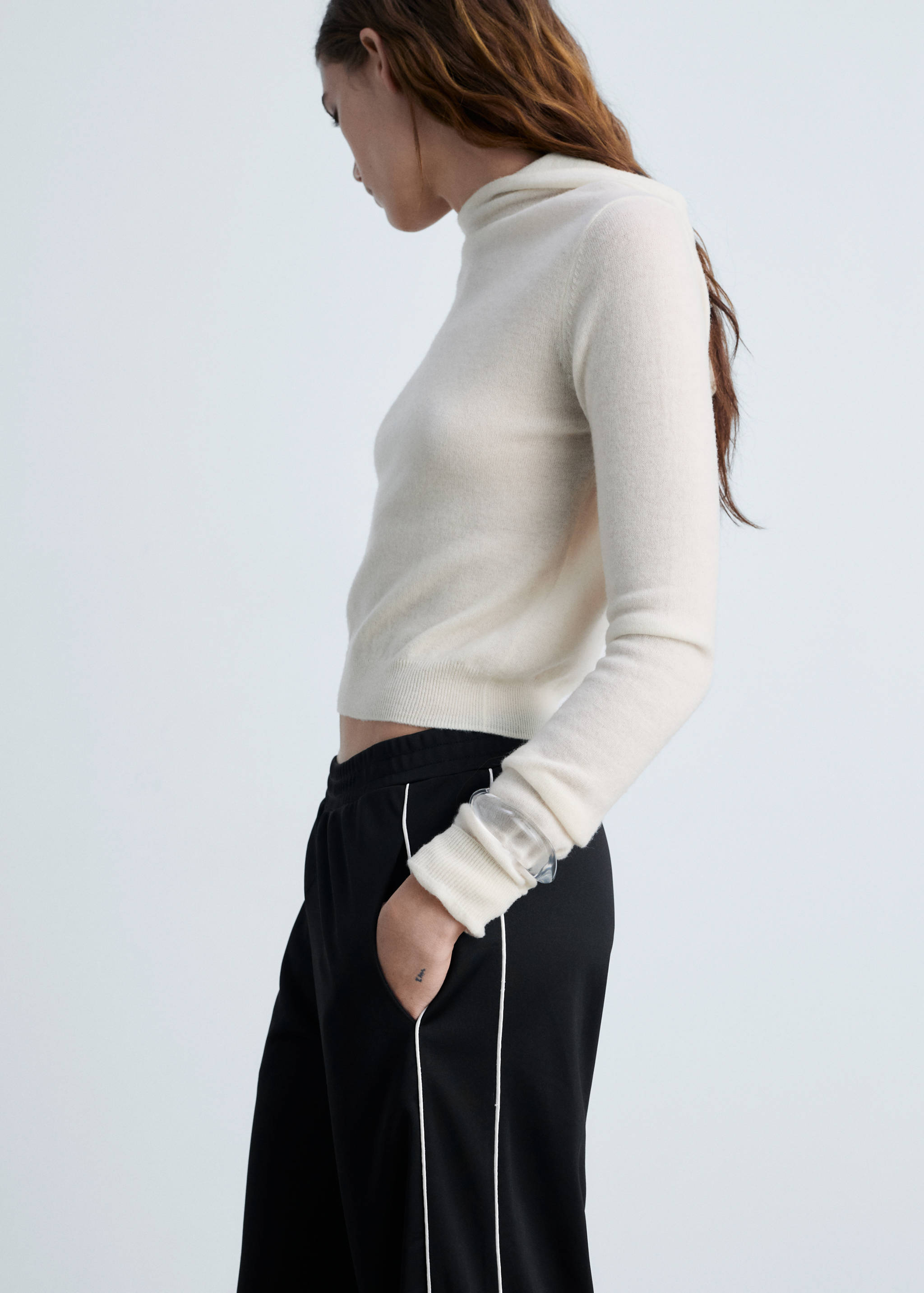 Contrasting-stripe jogger trousers - Details of the article 1