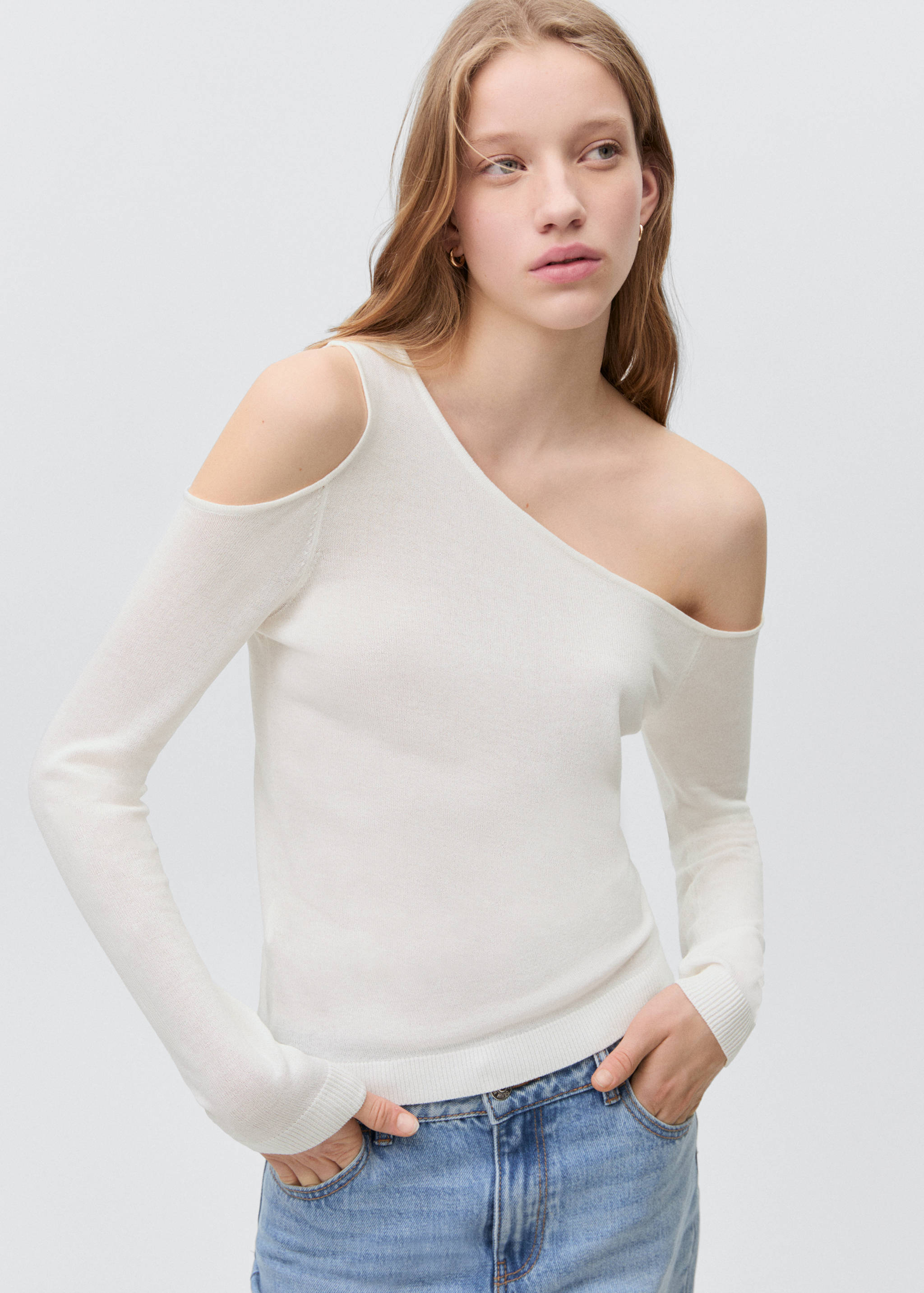 Asymmetrischer Strickpullover - Mittlere Ansicht