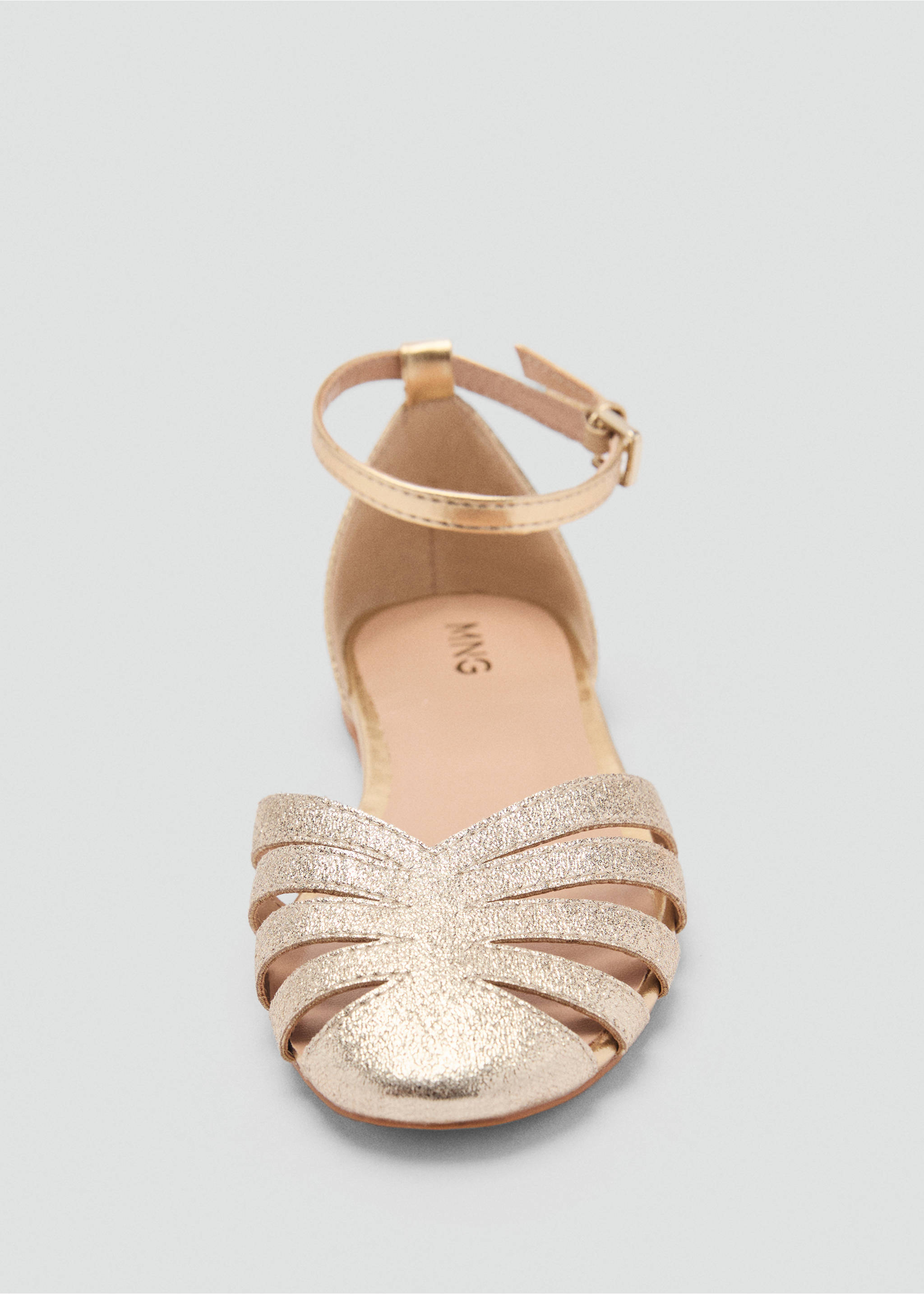 Sandalias tiras - Detalle del artículo 2, Oro. Ref: 87064404-00.