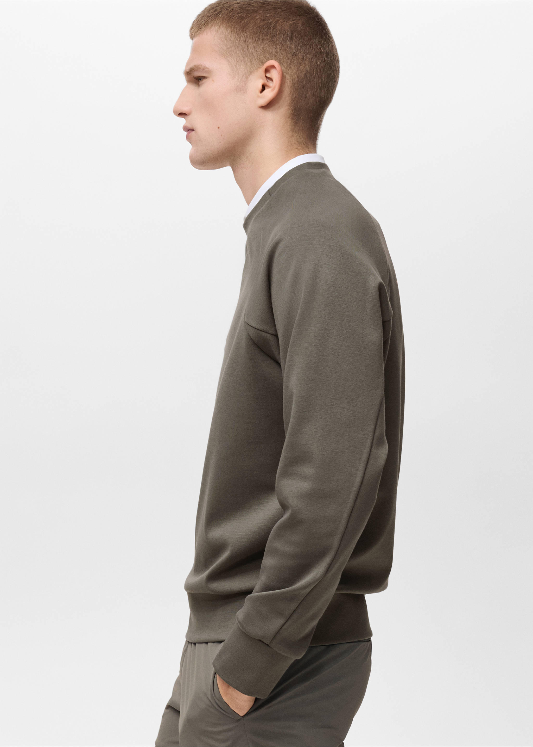 COOLMAX® crew-neck sweatshirt - Details of the article 2, Medium Green. Ref: 87064406-00.