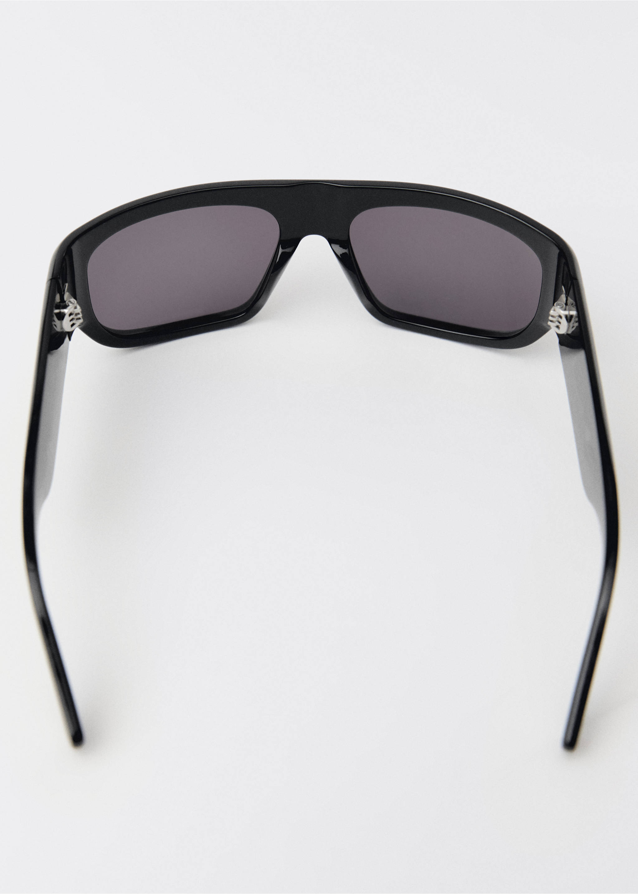 Gafas de sol montura rectangular - Detalle del artículo 2, Negro. Ref: 87064419-00.