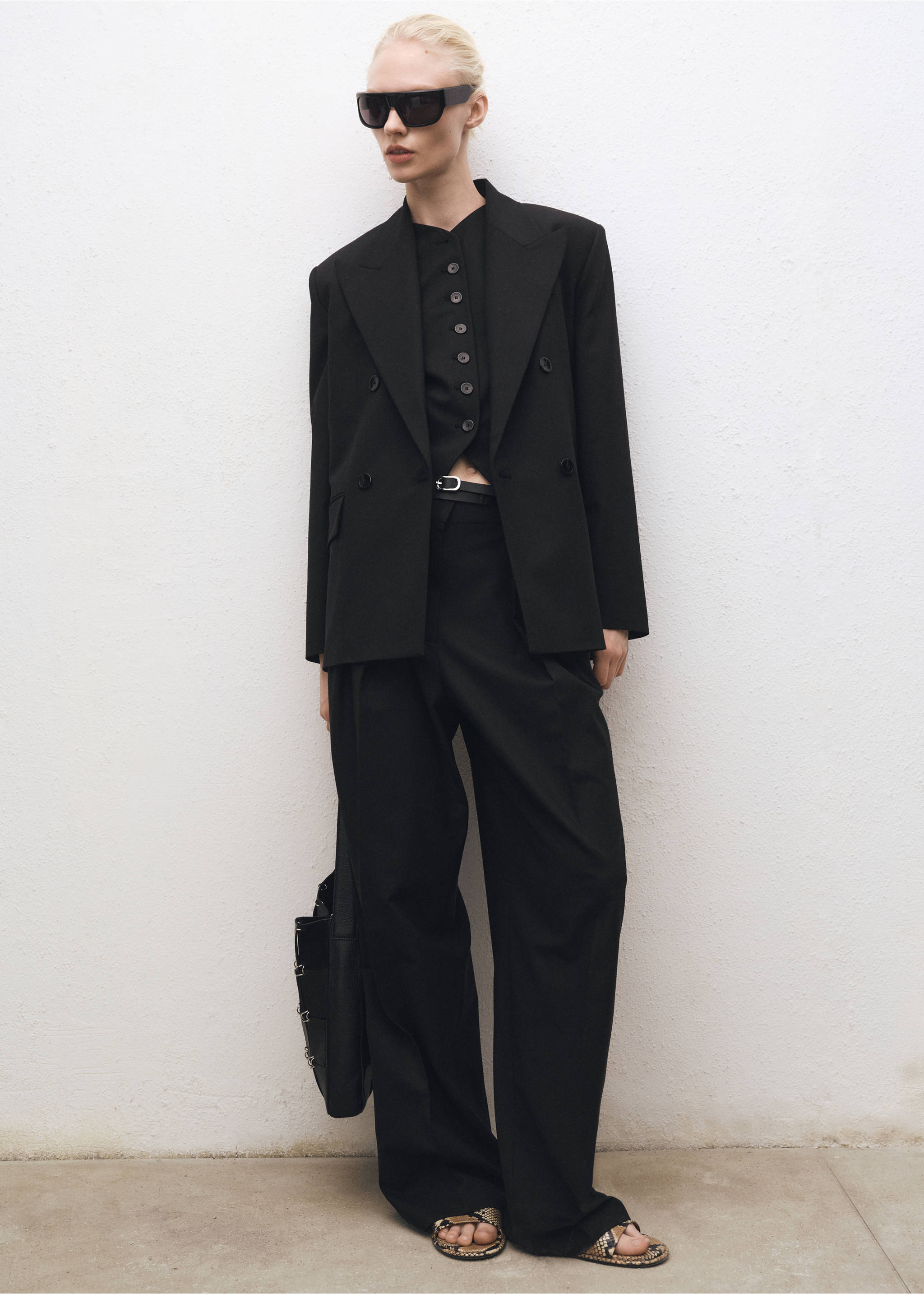 Wool-blend suit blazer - Details of the article 2, Black. Ref: 87064427-00.