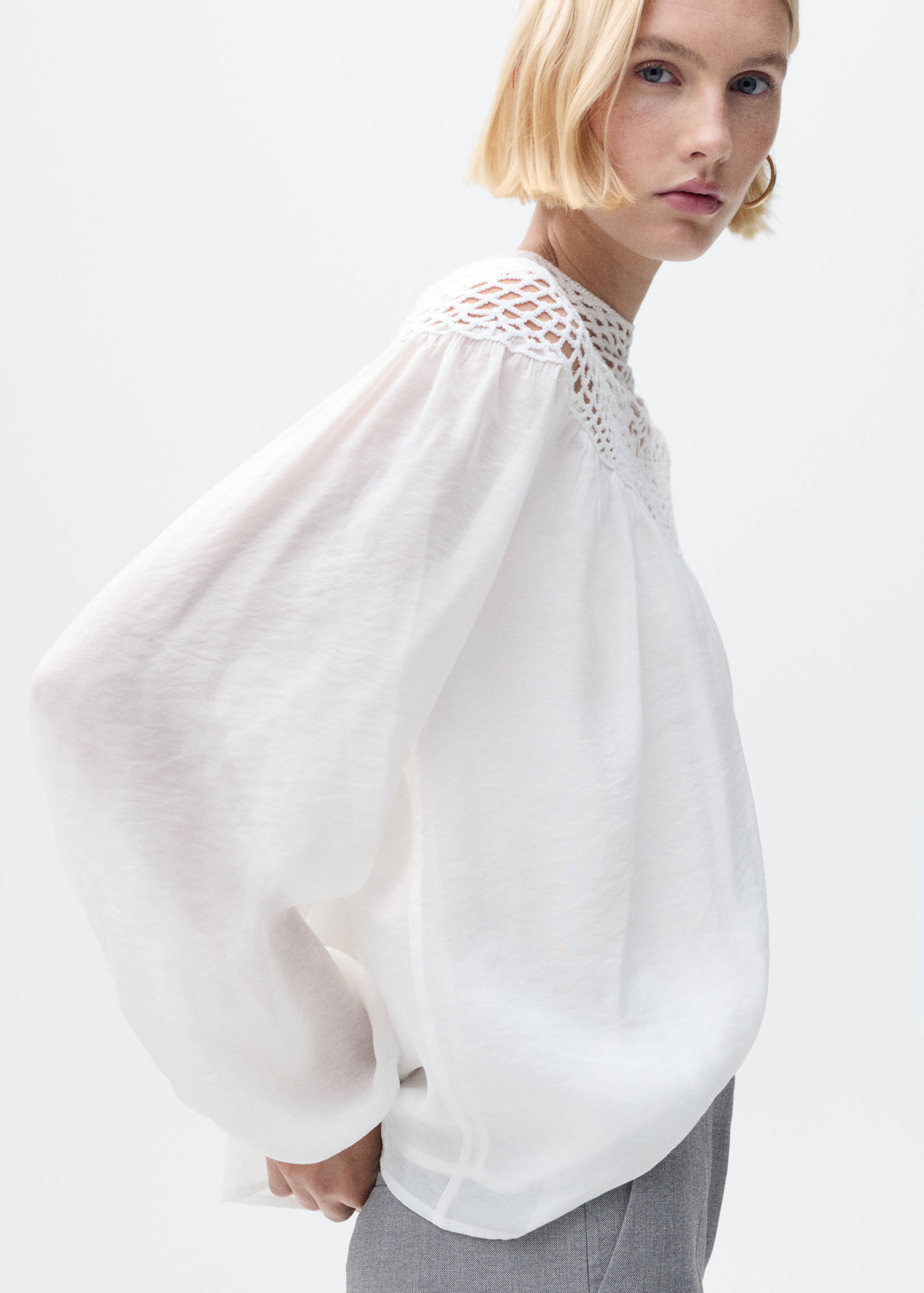 Crochet panel blouse - Details of the article 2