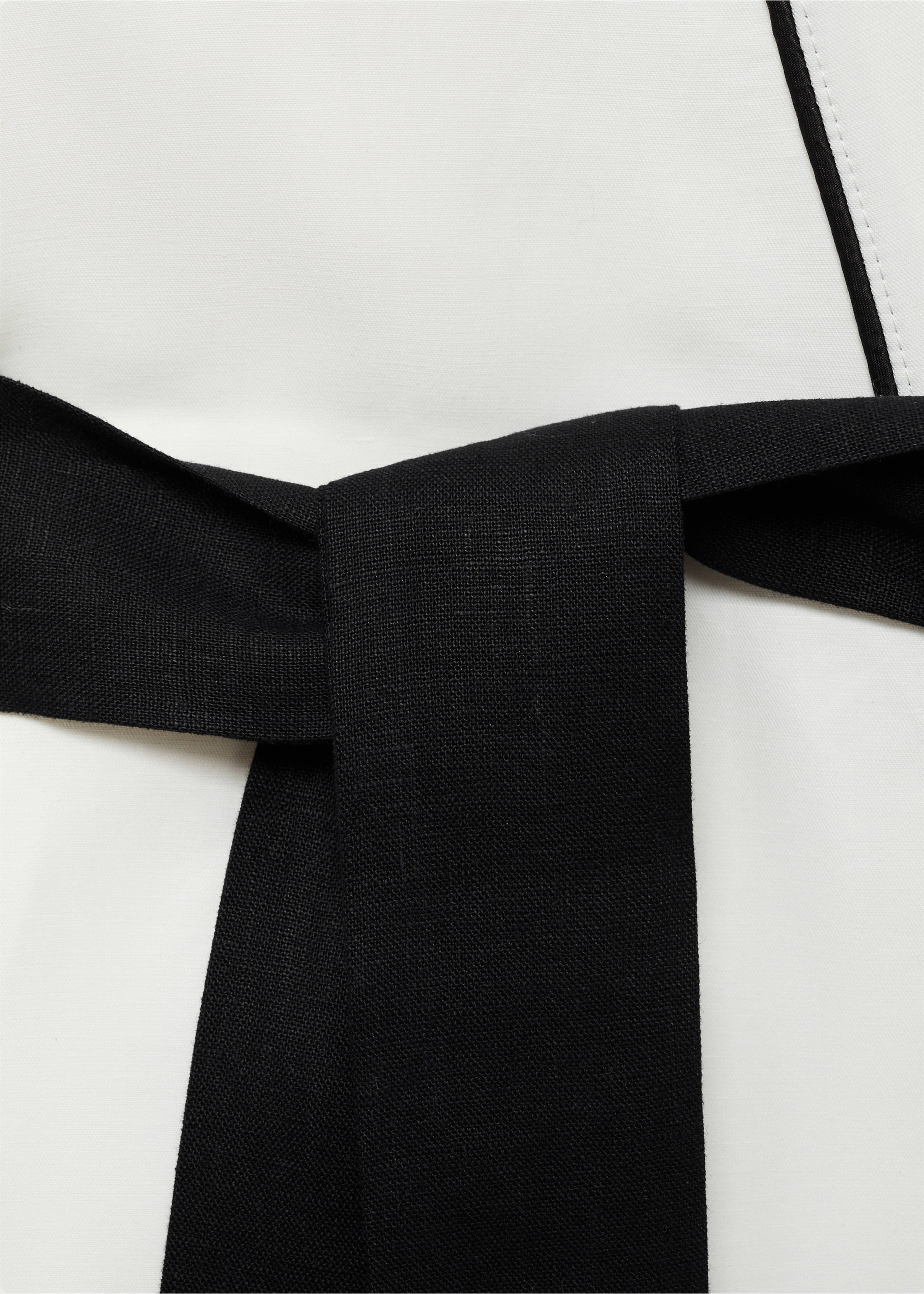 Linen-blend caftan with openwork details - Details of the article 8, White. Ref: 87064781-00.