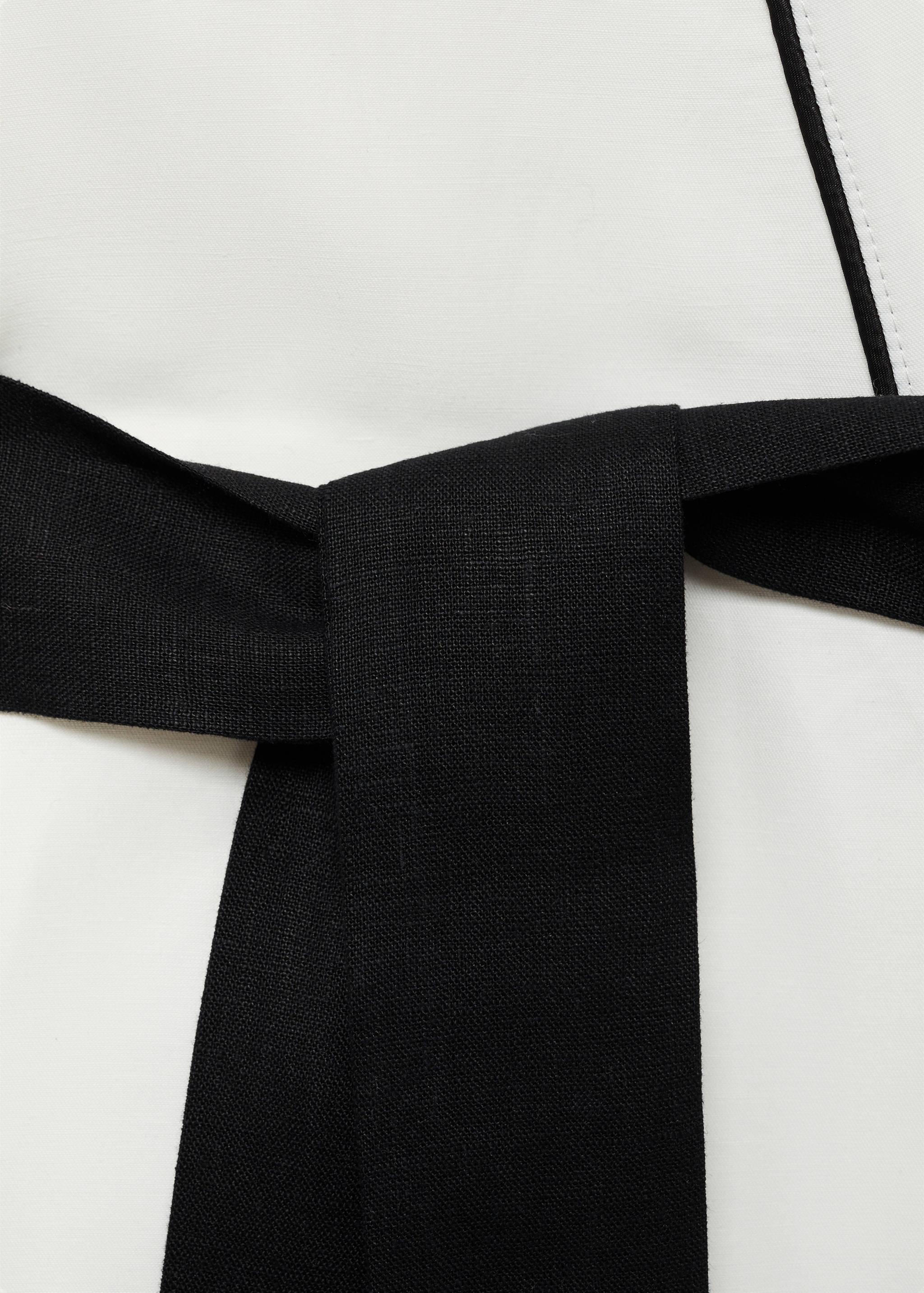 Caftan en lin mélangé avec détails ajourés - Détail de l'article 8