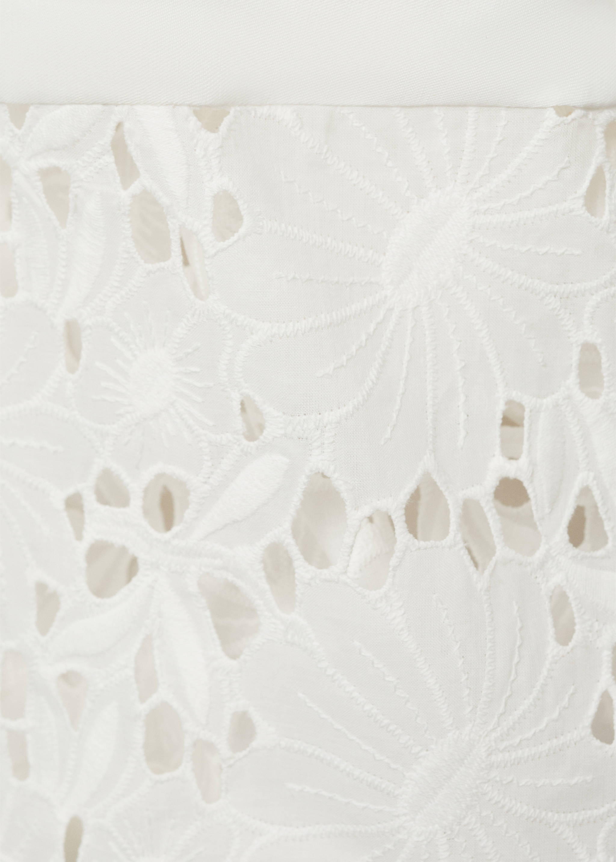 Caftan en lin mélangé avec détails ajourés - Détail de l'article 0