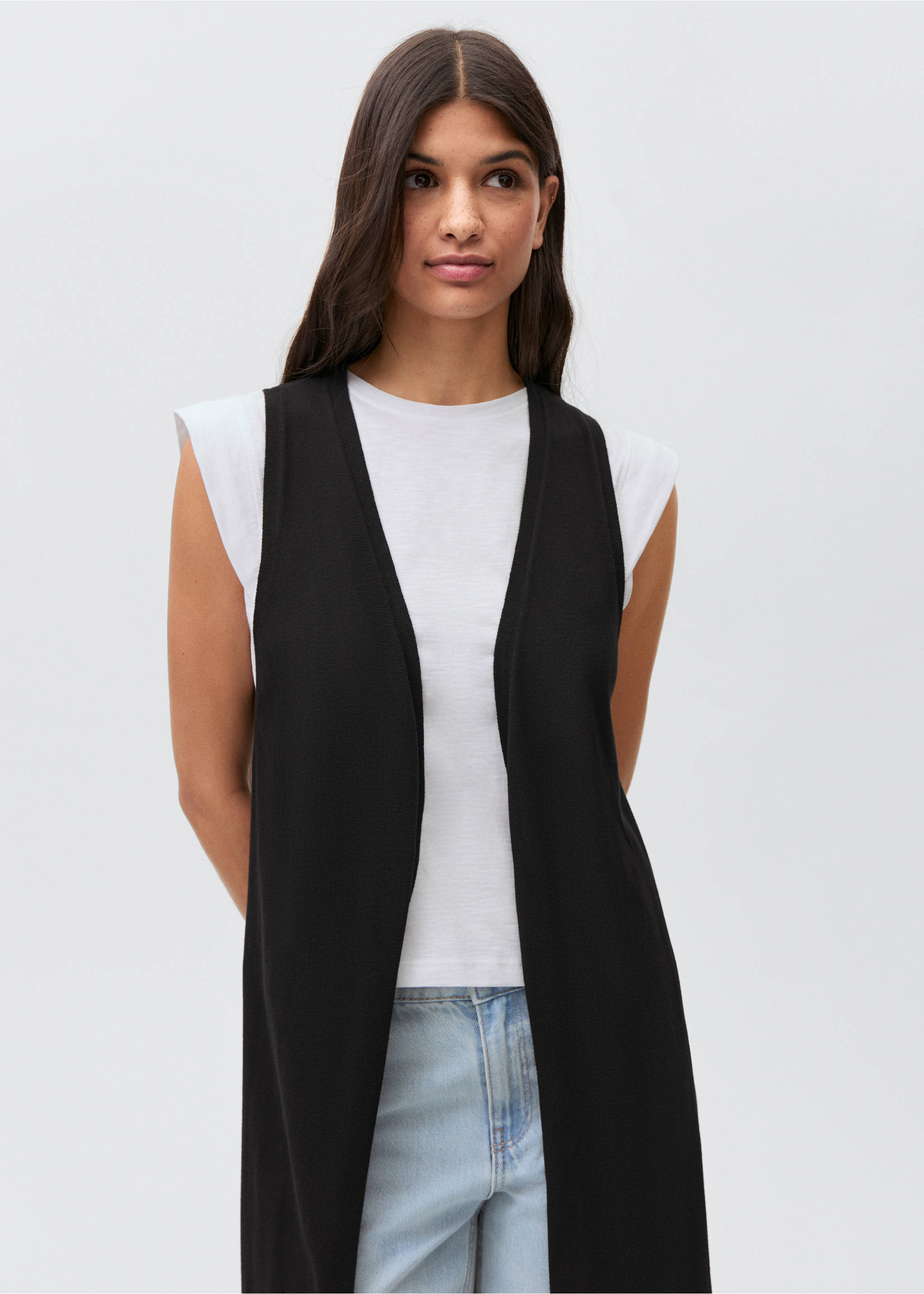 Long cotton vest - Medium plane, Black. Ref: 87064785-00.