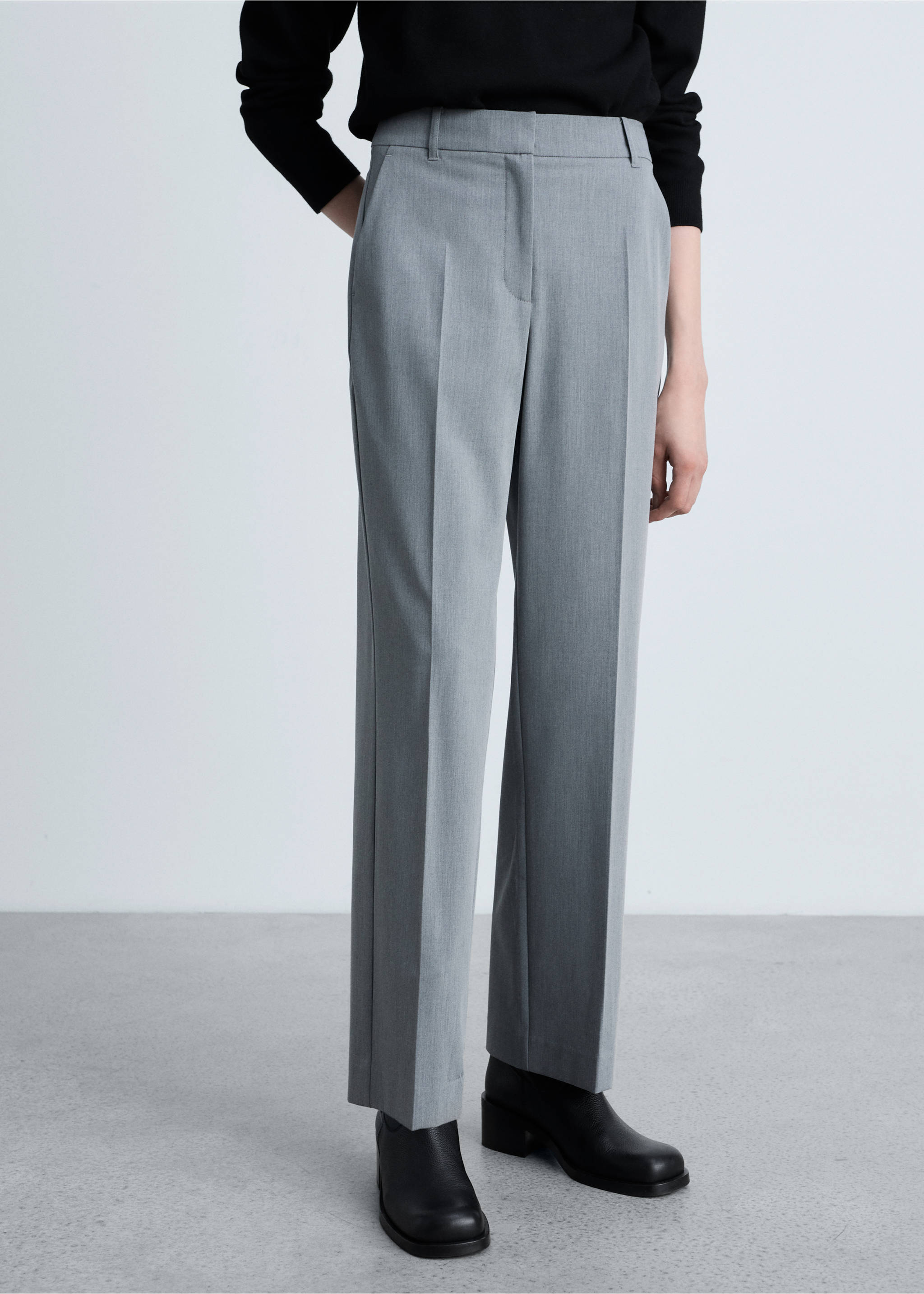Straight mid-rise trousers - Medium plane, Grey. Ref: 87064800-00.