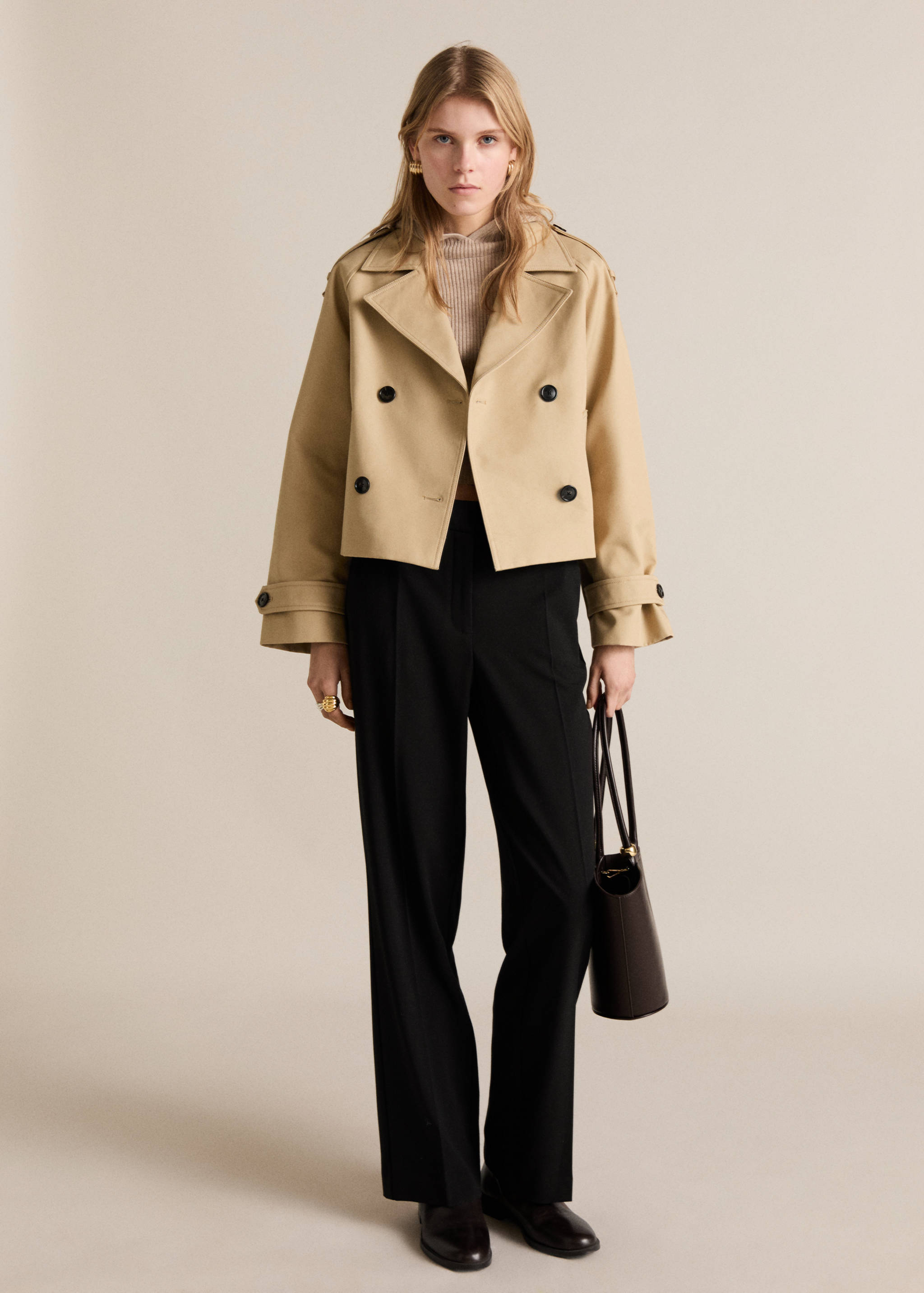 Straight mid-rise pants - General plane