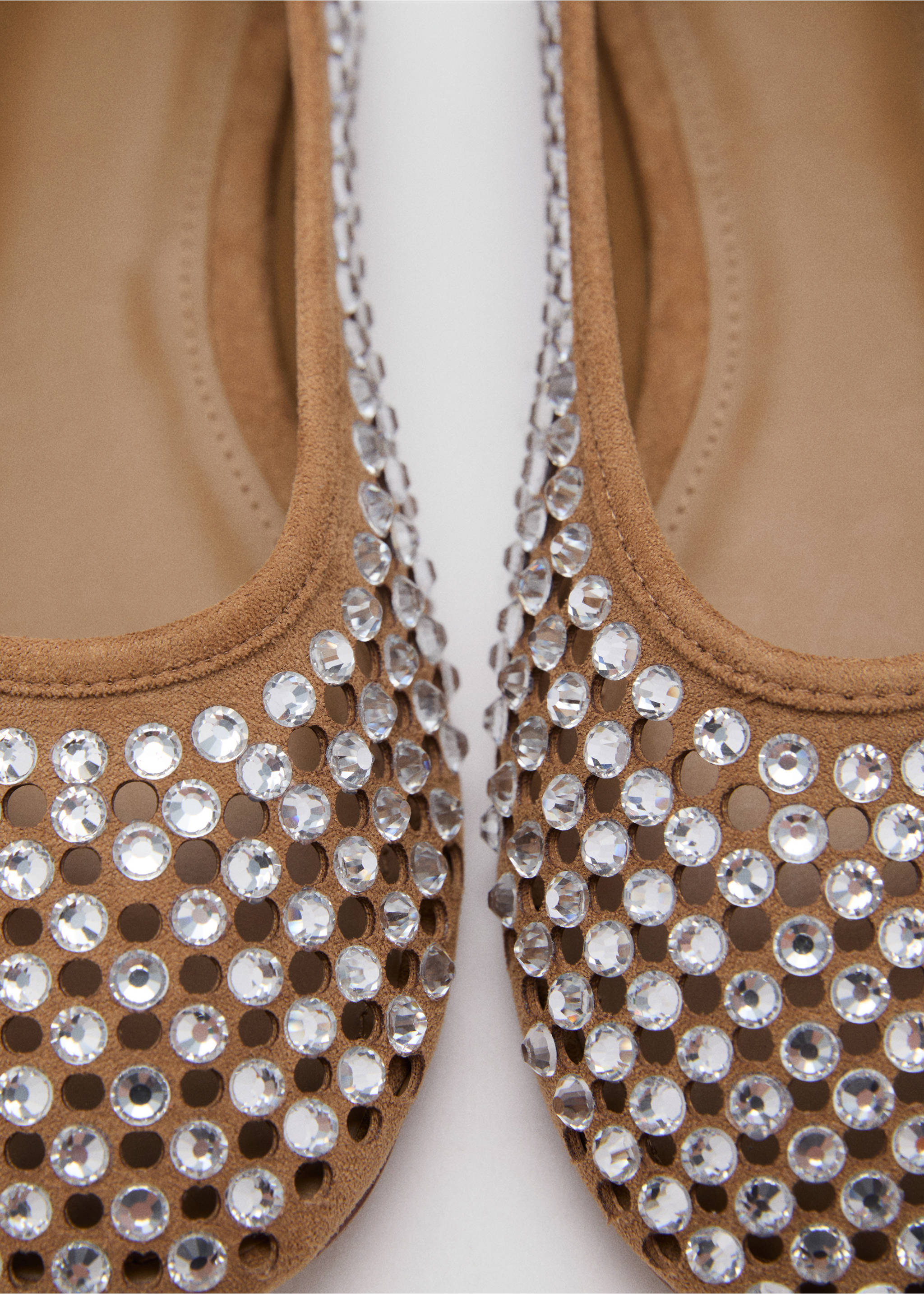 Rhinestone die-cut ballet flats - Details of the article 2, Beige. Ref: 87065139-00.