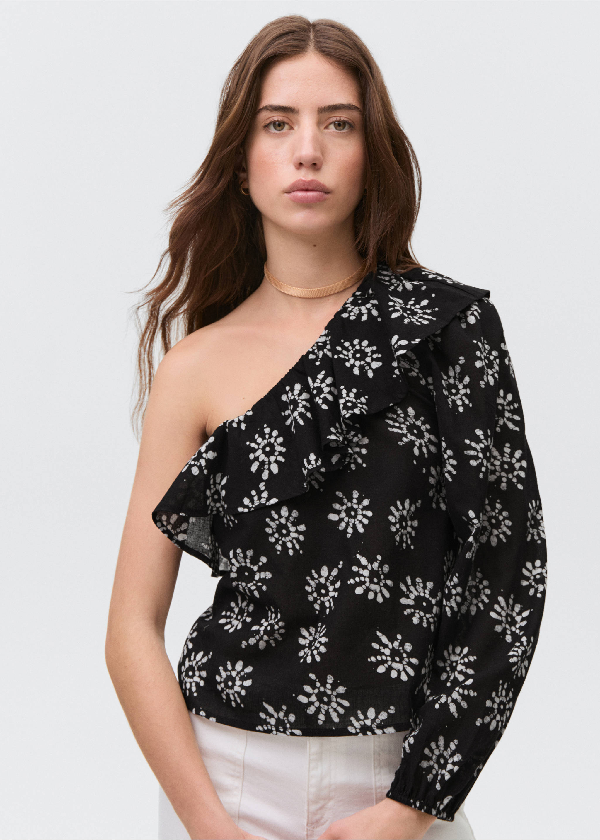 Asymmetrical printed blouse - Medium plane, Black. Ref: 87065725-00.