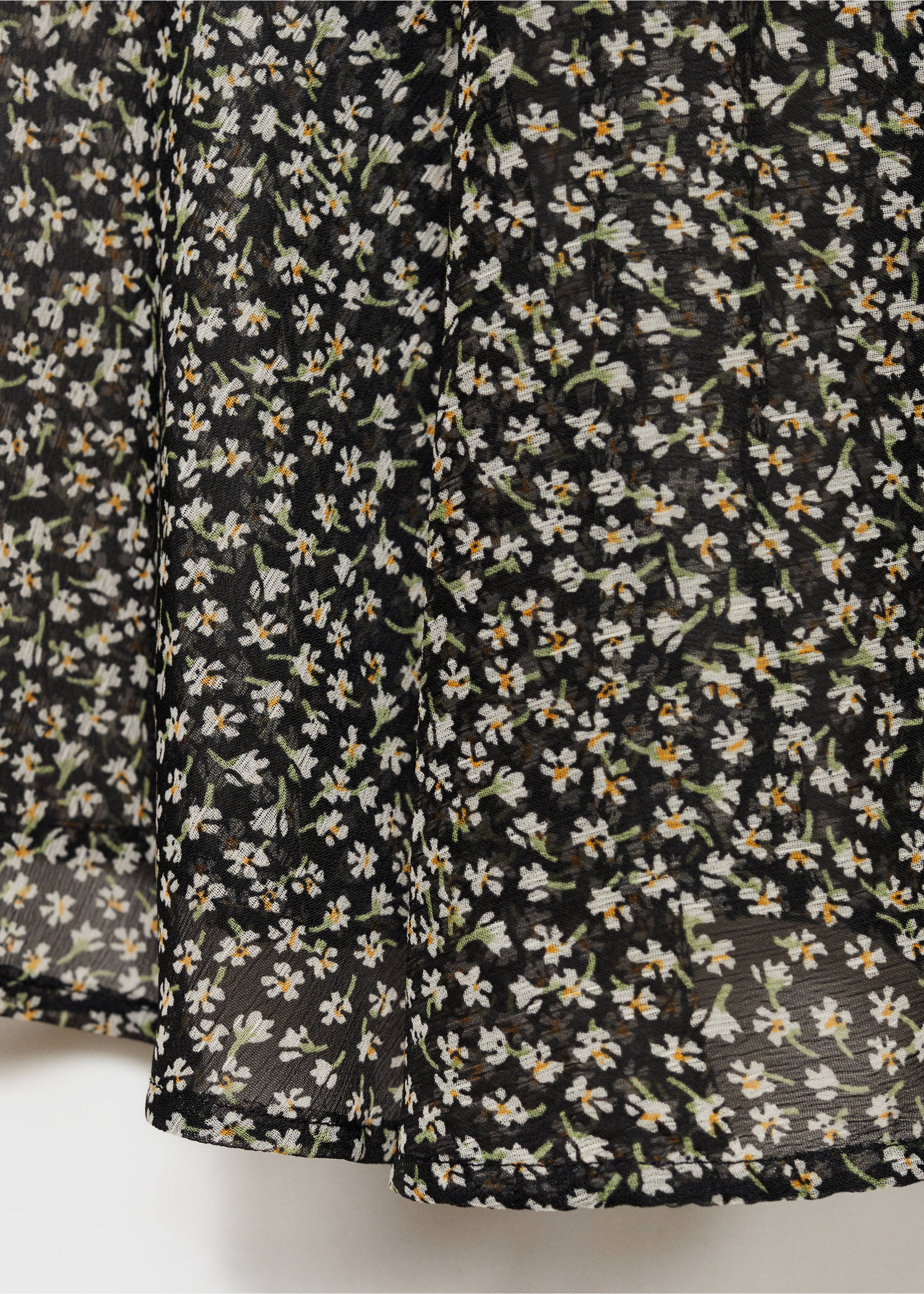 Floral-print blouse with ruffles - Details of the article 8, Black. Ref: 87065739-00.