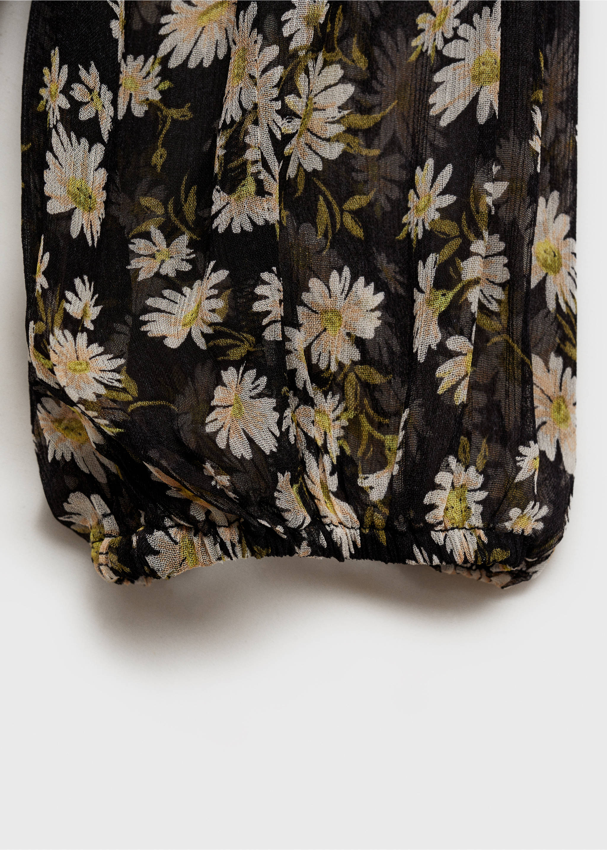 Florale Bluse mit Schleife - Detail des Artikels 0, Schwarz. Ref: 87065745-00.