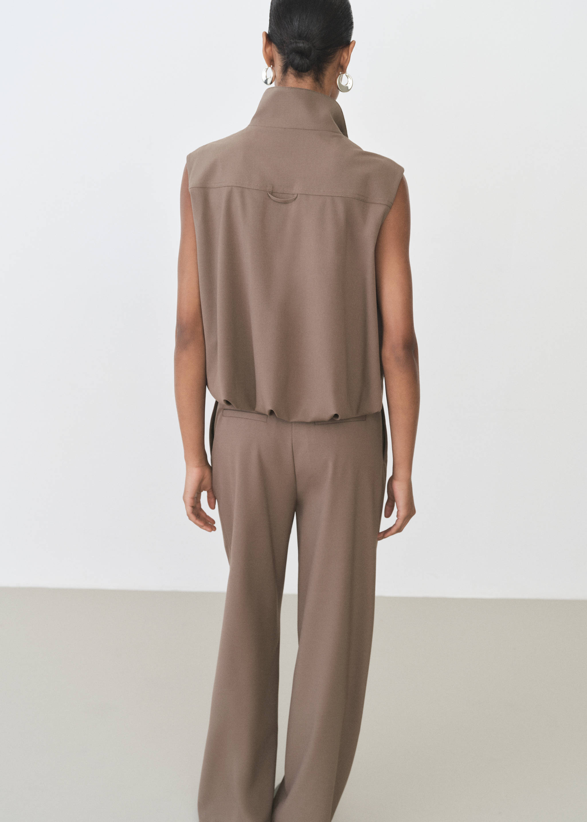 Colete oversize com bolsos - Verso do artigo